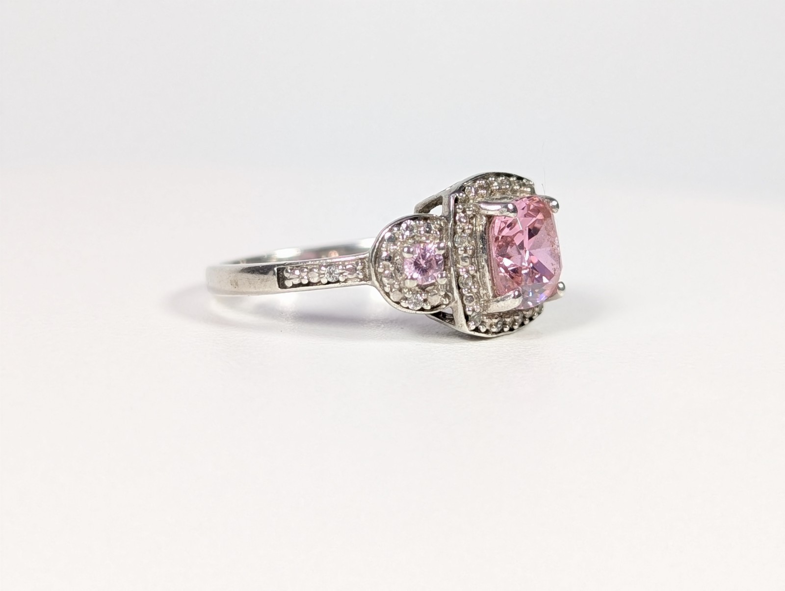 Vtg Sterling Silver 925 Pink CZ Cushion Cut Halo Ring w/ Side Stones H925 Size 7