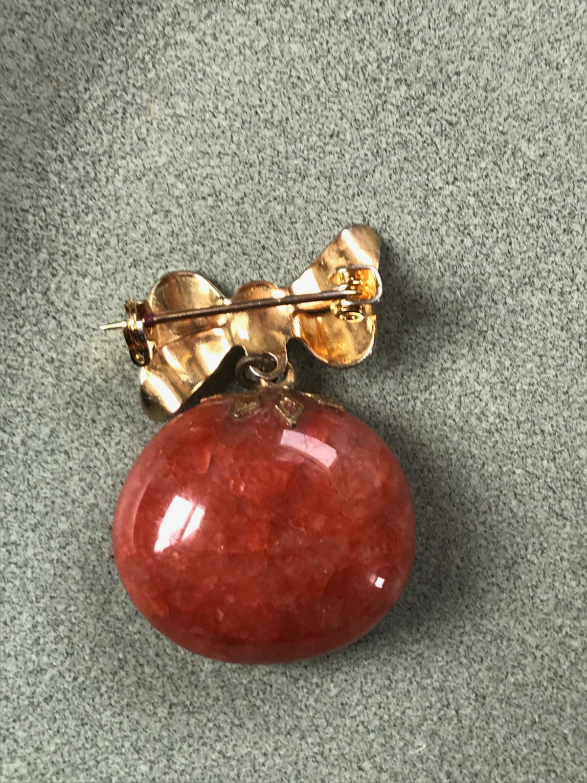 Vintage Small Goldtone Ribbon Bow w Large Polished Orange Agate Stone Dangle Cha