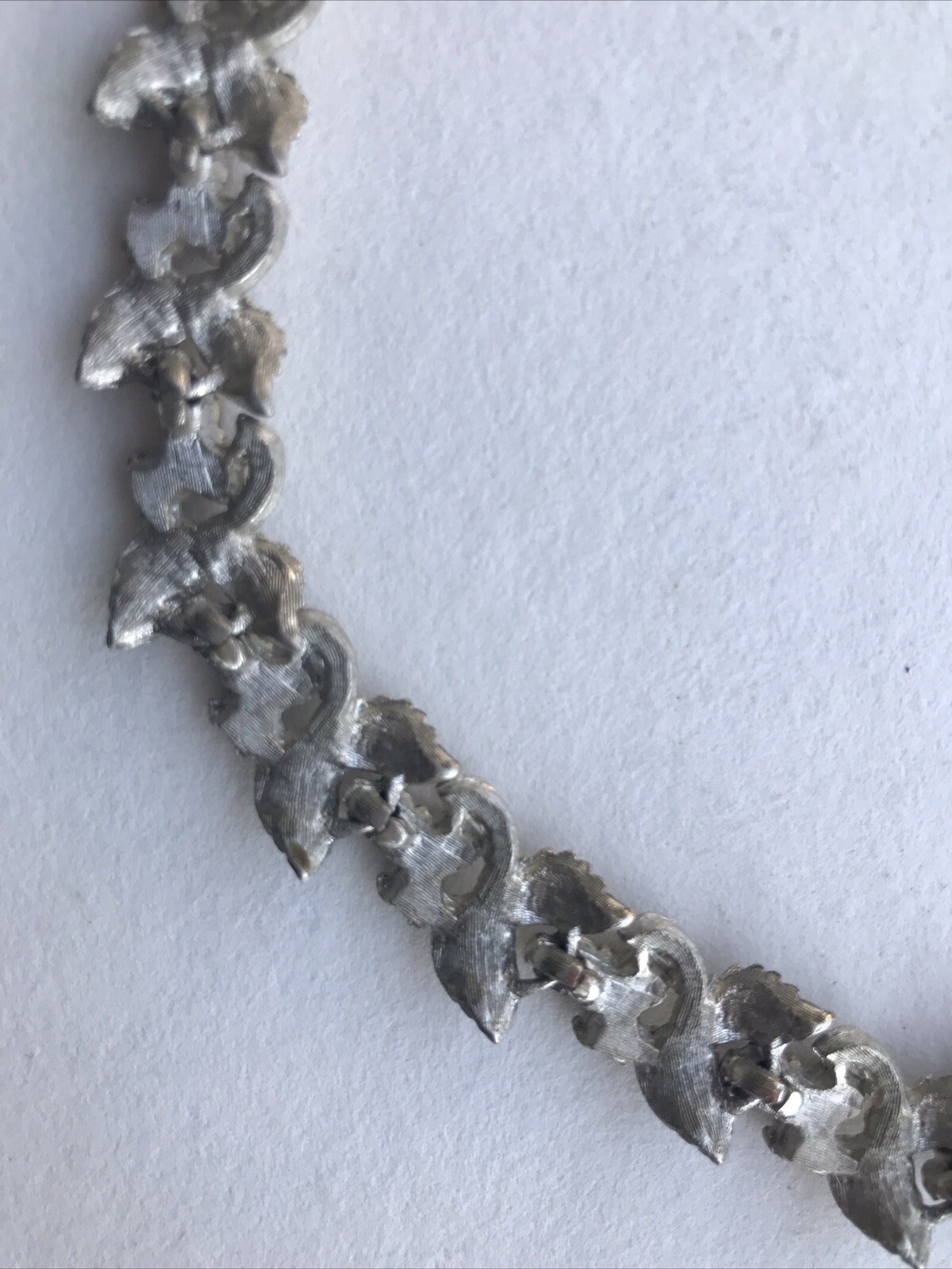VTG Art Deco Silver Tone Leaves Cluster Rhinestones Choker Necklace 16” 1950s