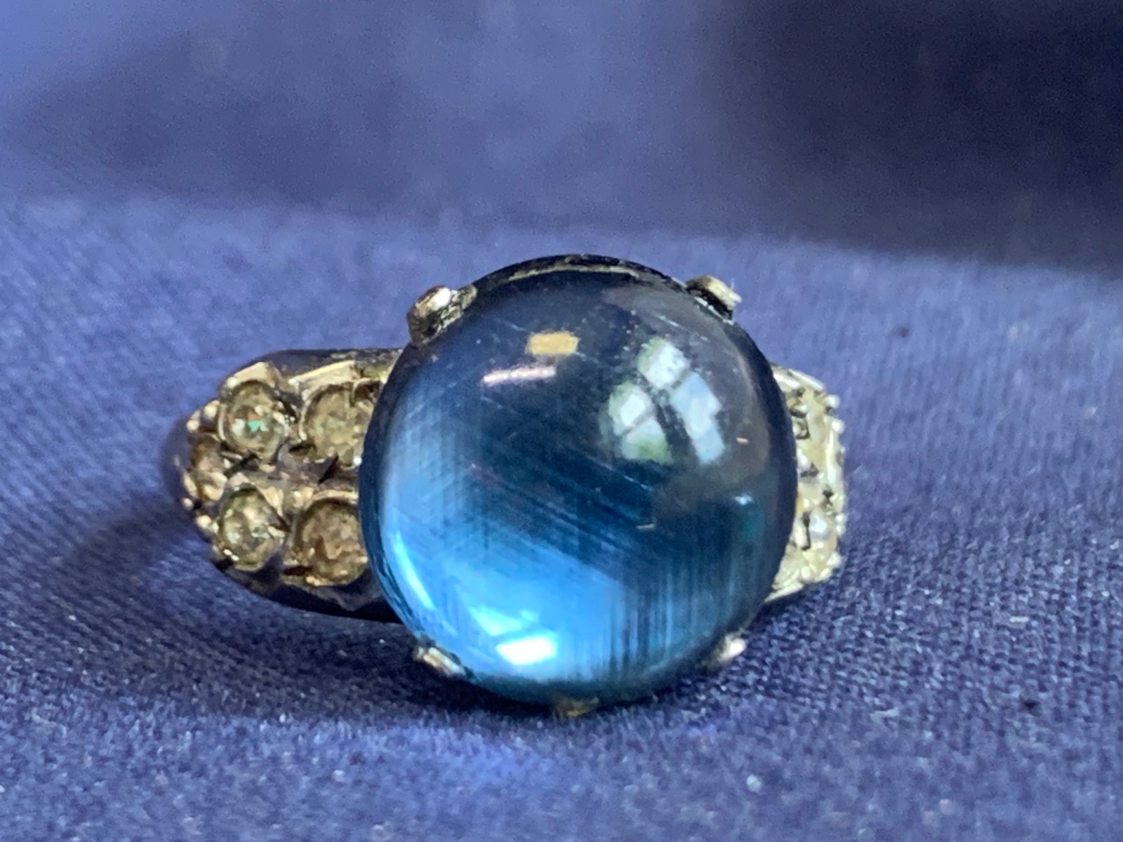 Vtg Sterling Silver Ring 3.5g Fine Jewelry Size 4.5 Band Blue Stone *READ*