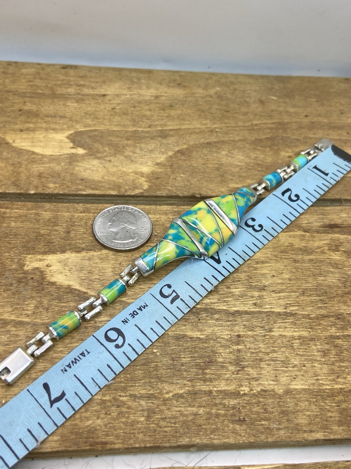 Vintage 1980s Mexico Mosaic Inlaid Art Glass Silver Tone Bracelet 7″