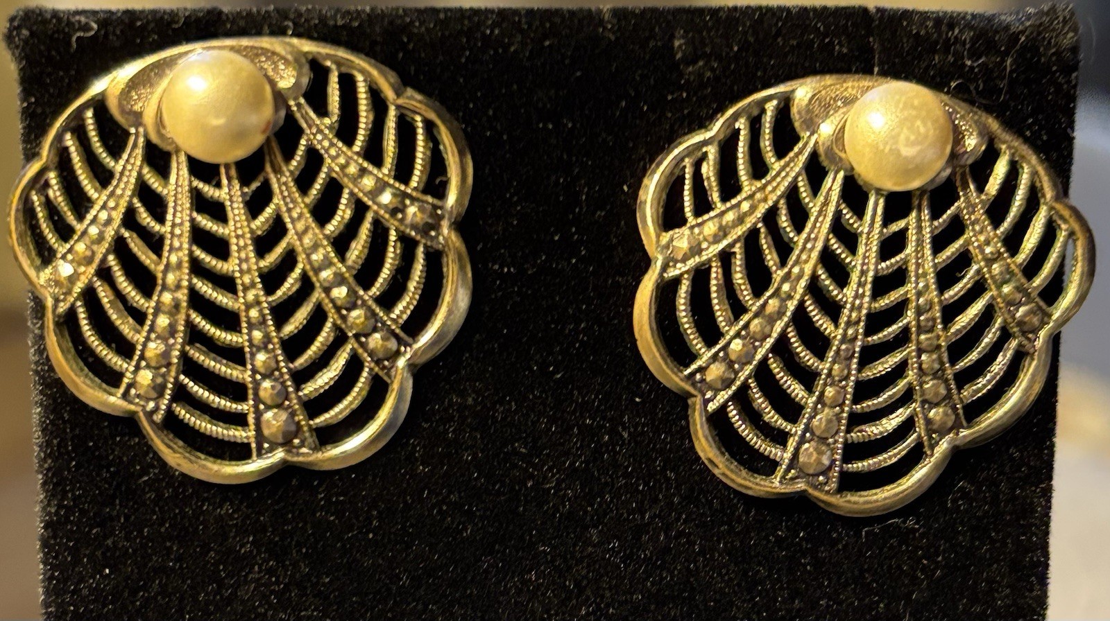 Vintage Shell Silver Tone filigree & marcasite stones & a faux pearl Earrings