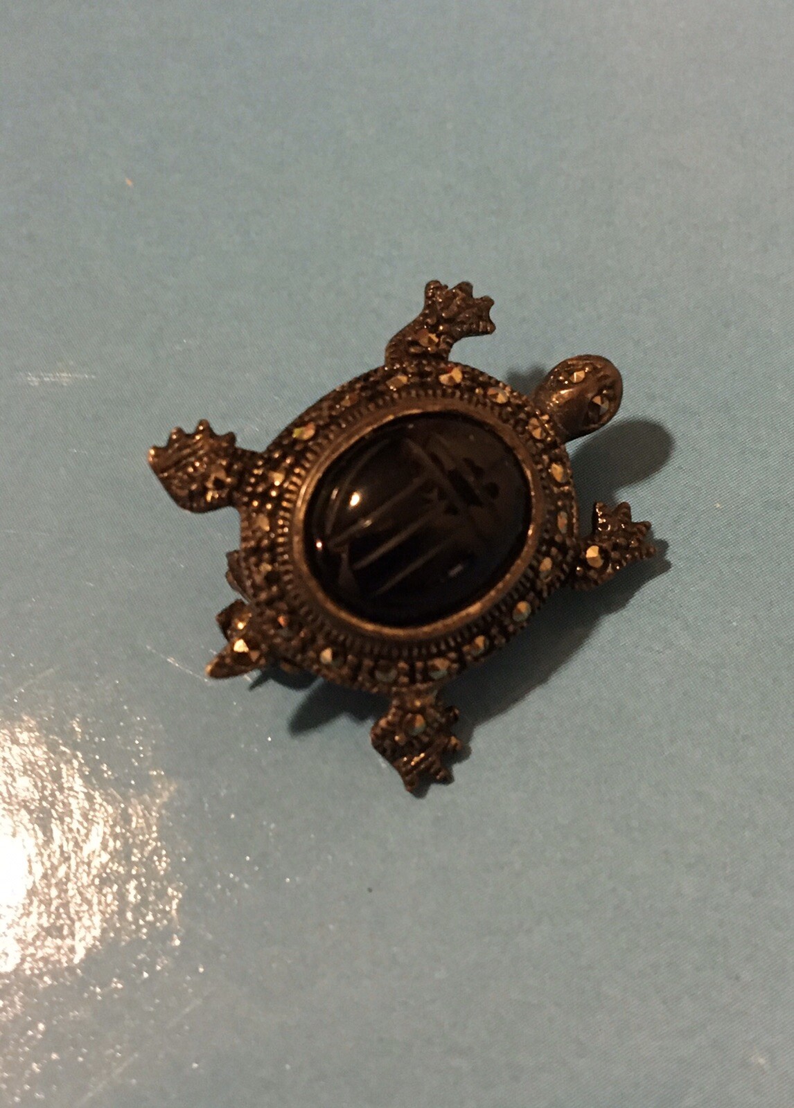 Costume Jewelry – Turtle Pin with Stone, & Great Detail – Safety-clasp Sharp Pin