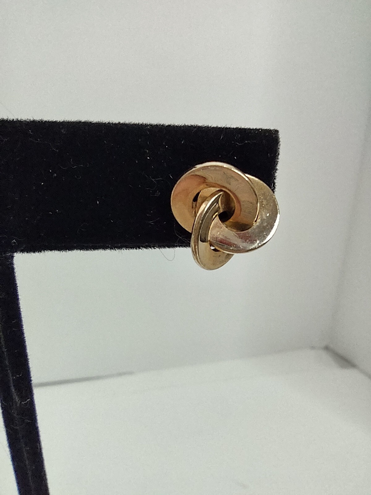 Vintage Gold Tone Knots Earrings Dainty Entwined Rings No Backs Bent Posts