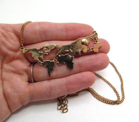 Vintage Yellow Gold Tone Curb Link World Map Link Chain Necklace