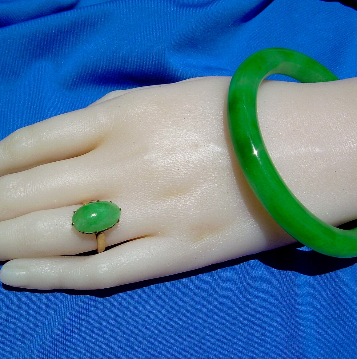 Original EARTH MINED Imperial Green Jadeite JADE Deco Engagement Ring 18K GOLD
