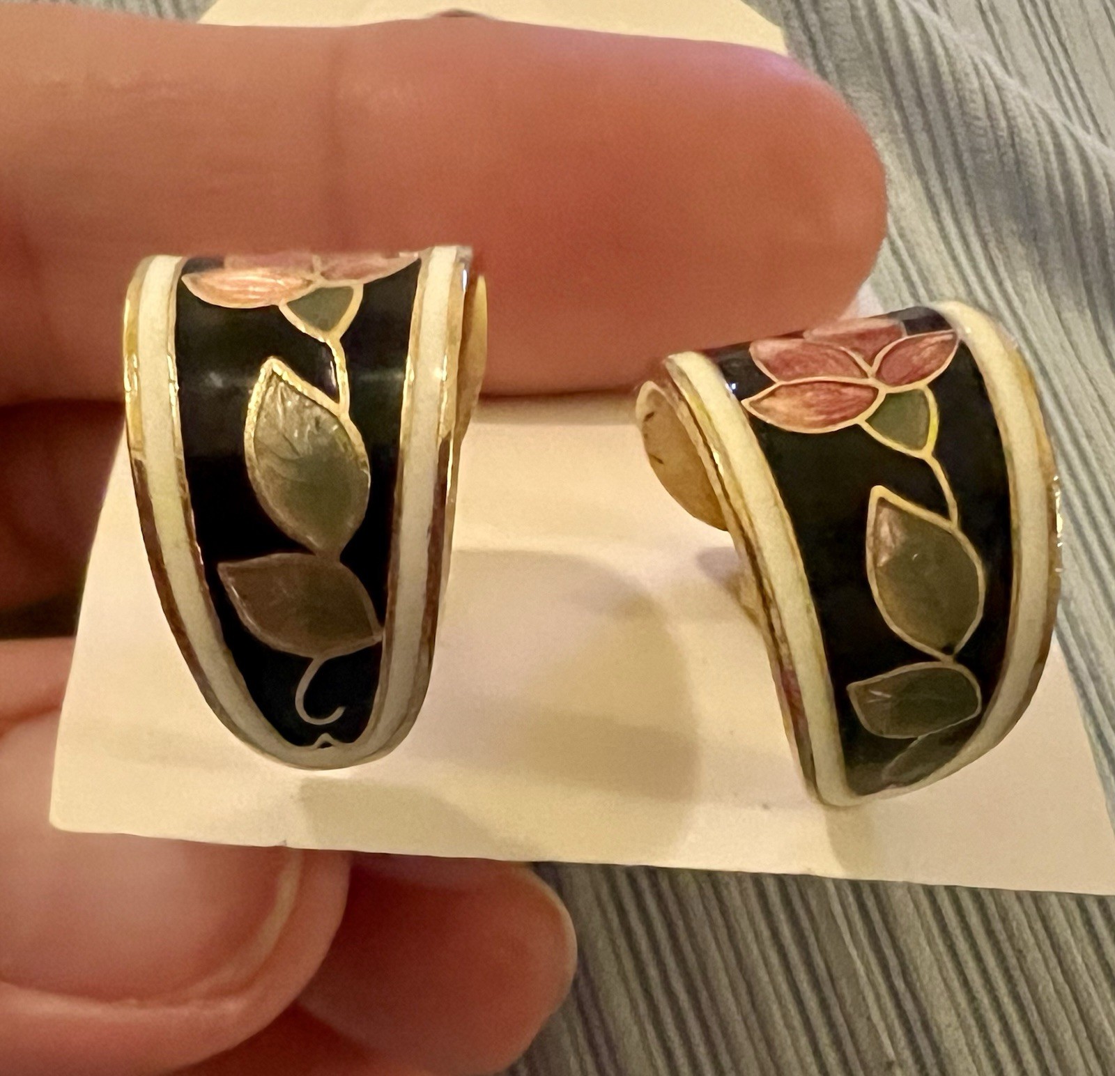 Vintage Cloisonne Enamel Floral Earrings Butterfly Pink Gold Tone J Hoop Post
