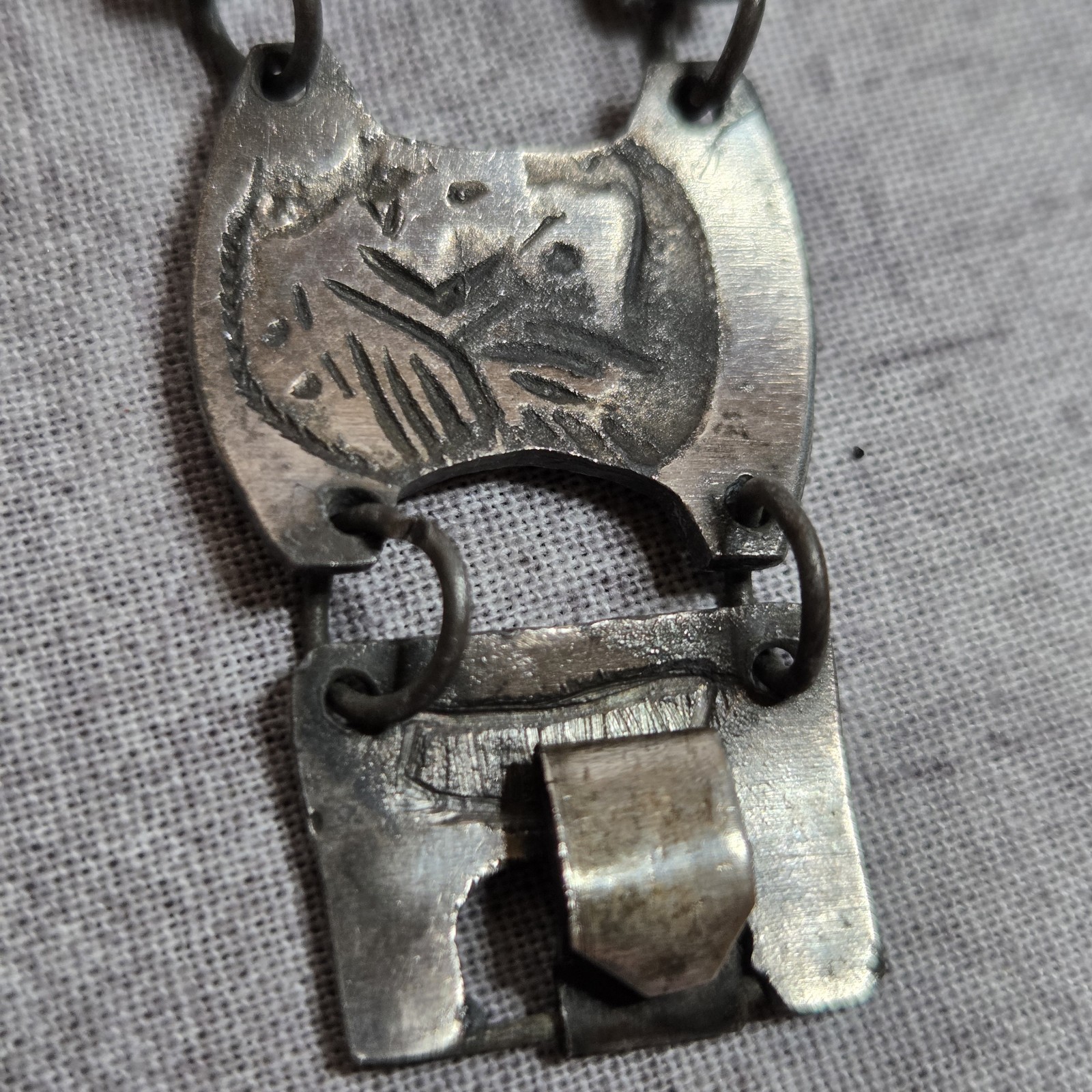 Vtg Mid Century C GENA Colombia 900 Silver Coin Panel Storyteller Bracelet 44g
