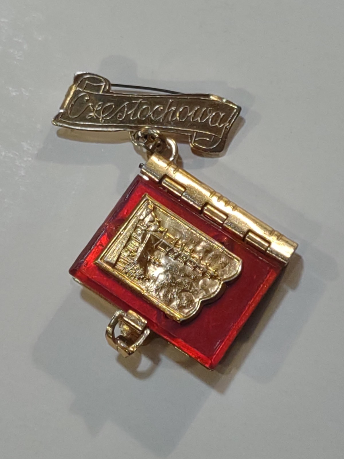 Vintage Czestochowa Mini Post Card Locket Brooch Porta-Saint Spiritual Capital
