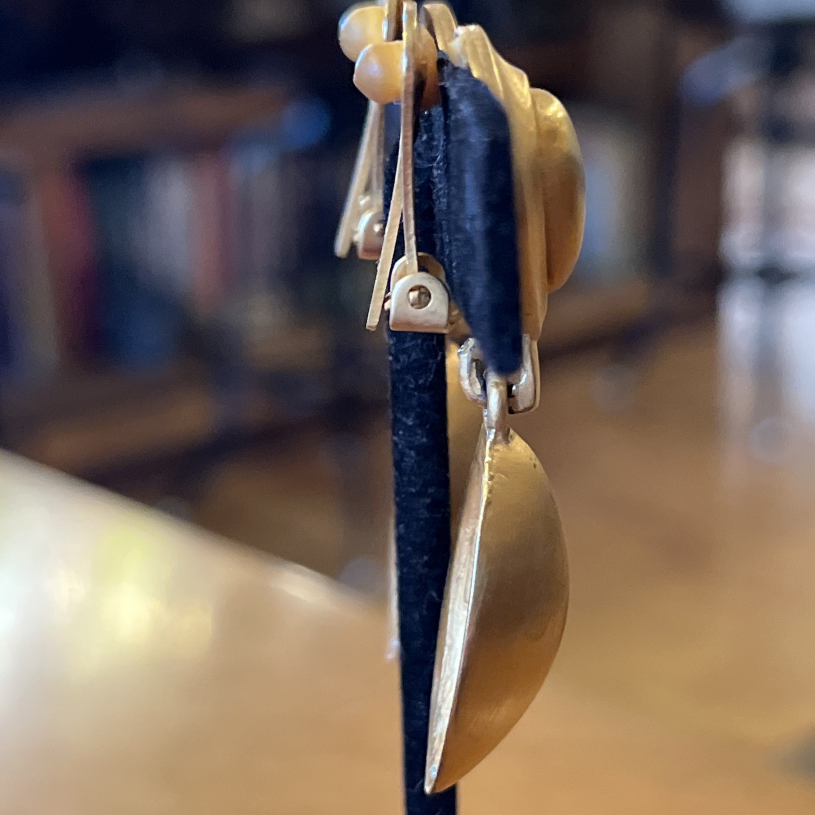 Vintage XEJA Matte Gold Dangle Drop Clip On Earrings Statement Classic