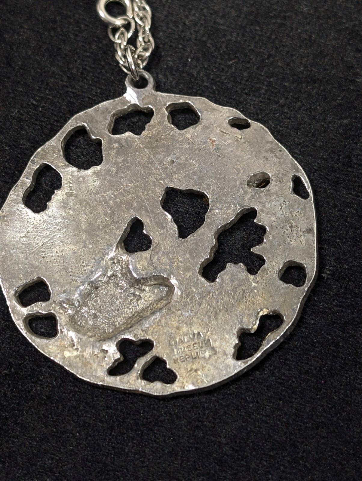 Vintage Alva Museum Replicas Butterfly Flower Medallion Pendant Necklace 25 in