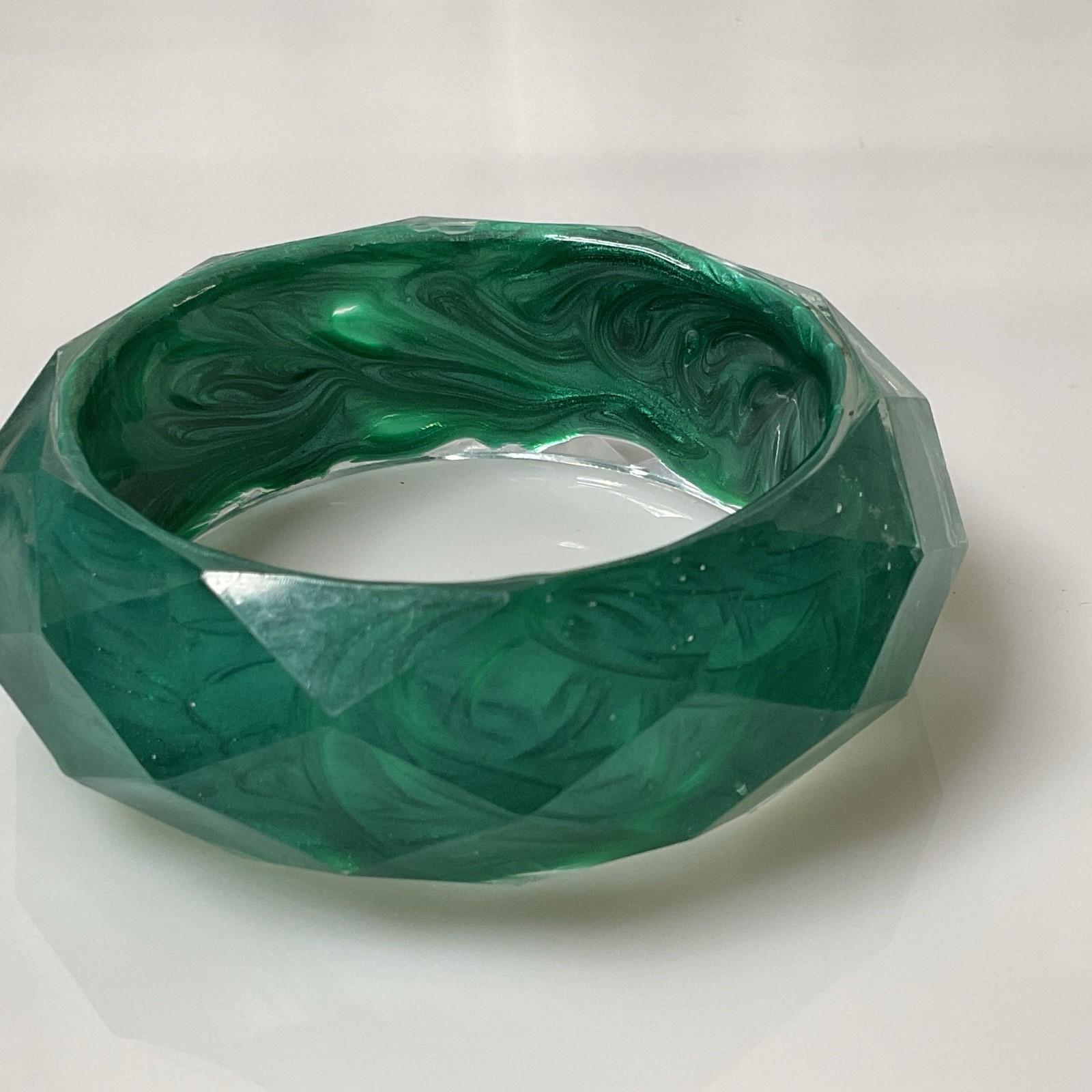 Vintage Acrylic Bangle Bracelet Swirled Green Faceted Molted Plastic Size 8