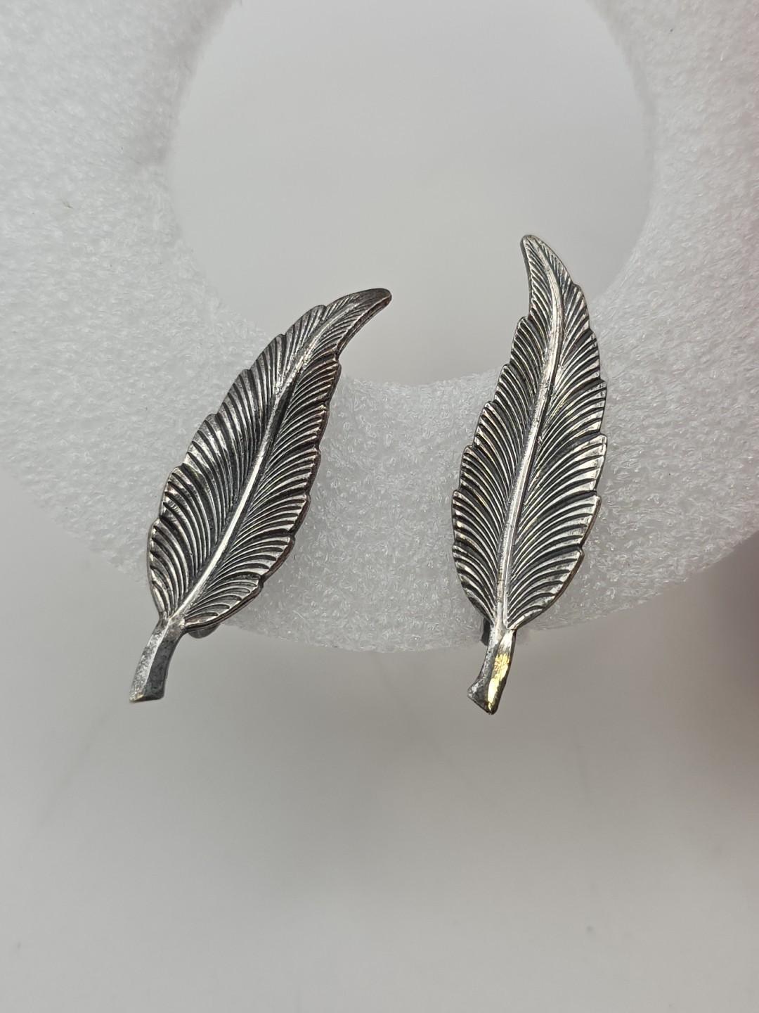 Vintage Silver Tone Bird Feather KIM Signed Etched Hippy Screw Back Boho Earring