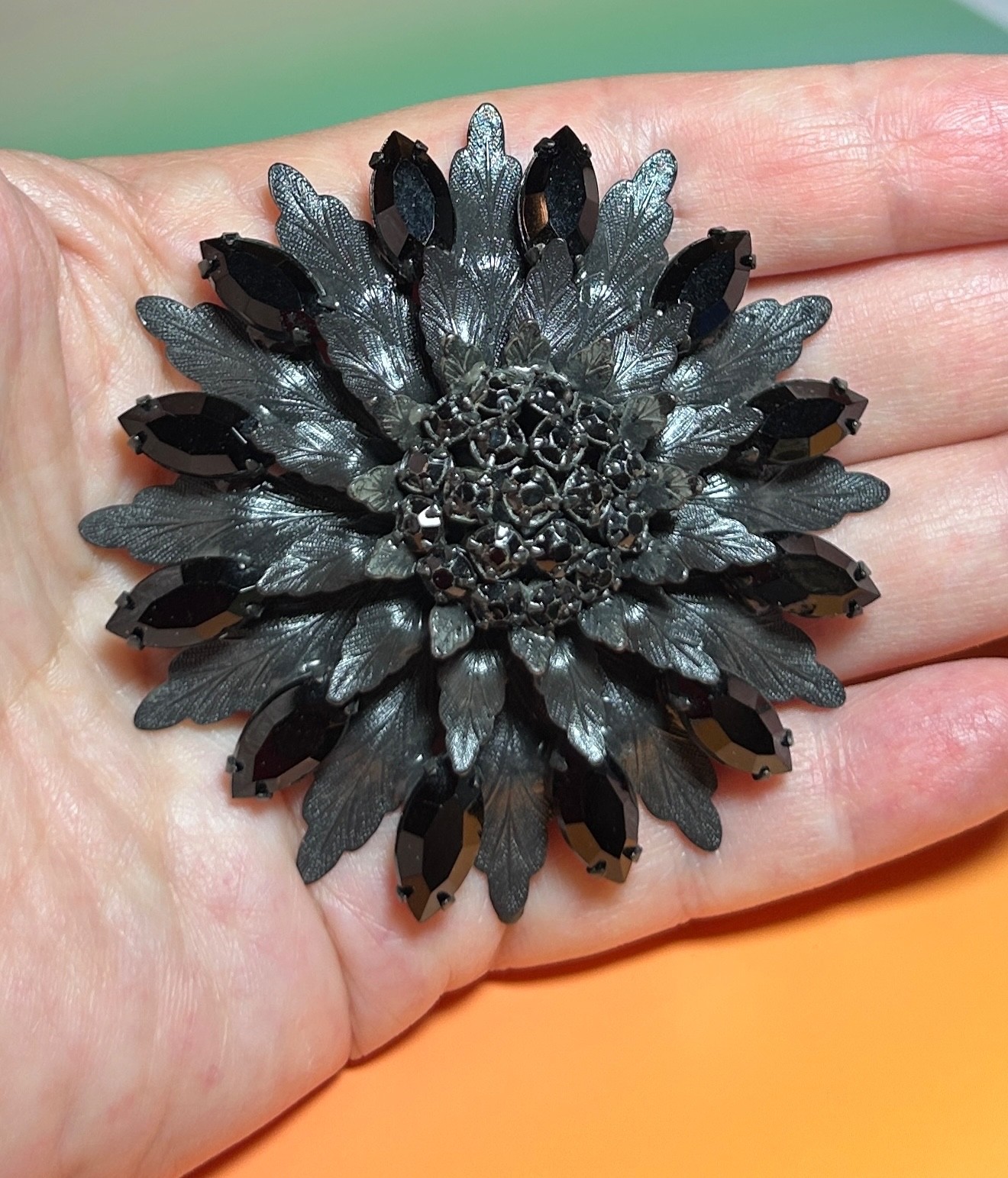 Vintage La Roco Large Rhinestone Flower Brooch Gunmetal Gray & Black 2.75”