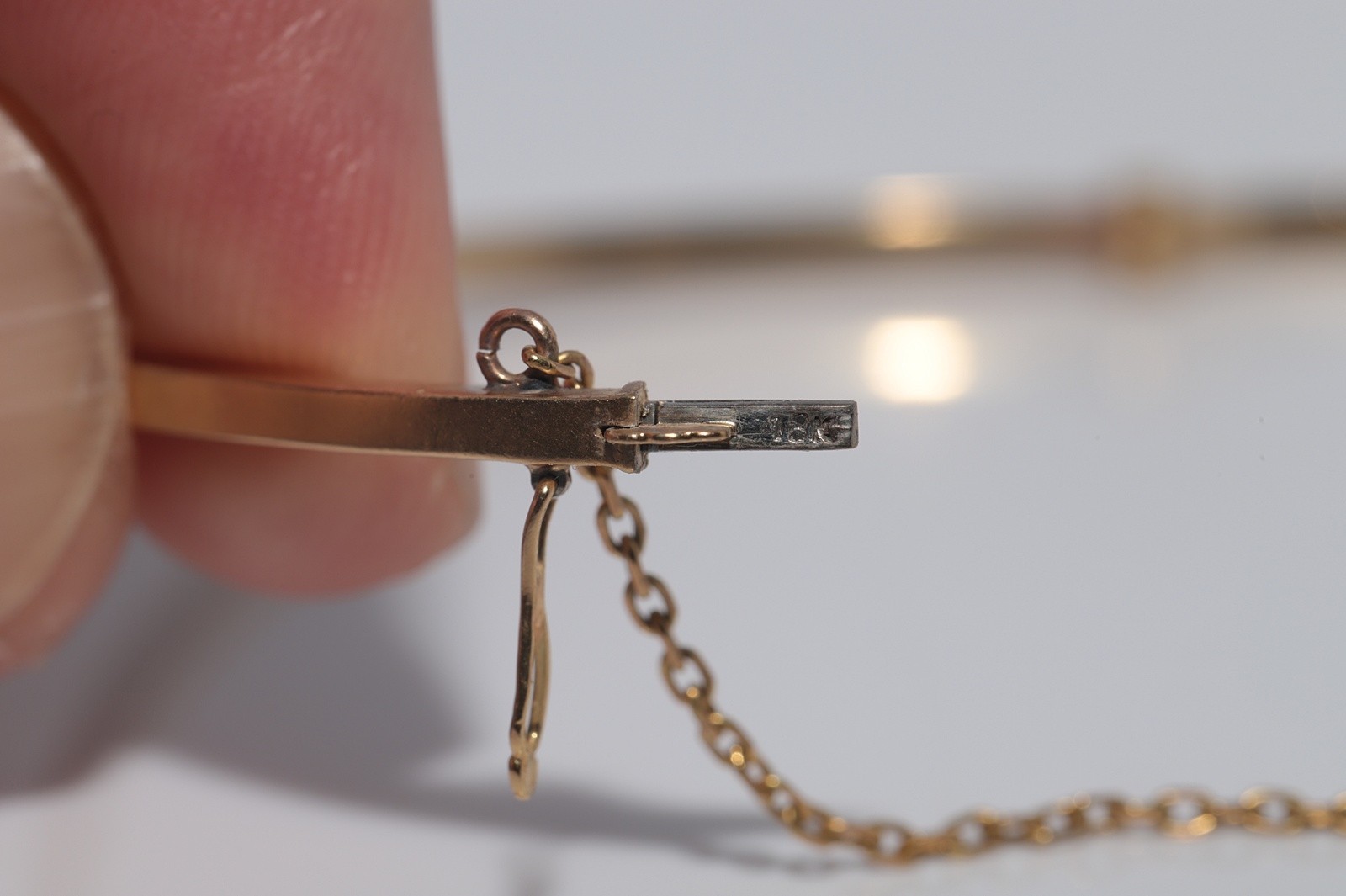 Antique Circa 1920s Art Deco 18k Gold Natural Diamond Decorated Bangle Bracelet