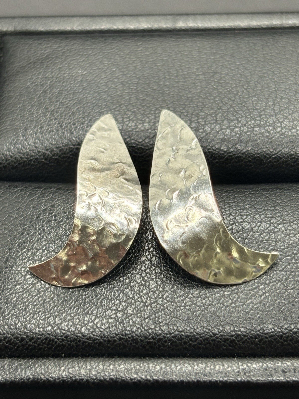 Vintage Sterling Silver Hammered Dangle Twist Earrings 925 F23
