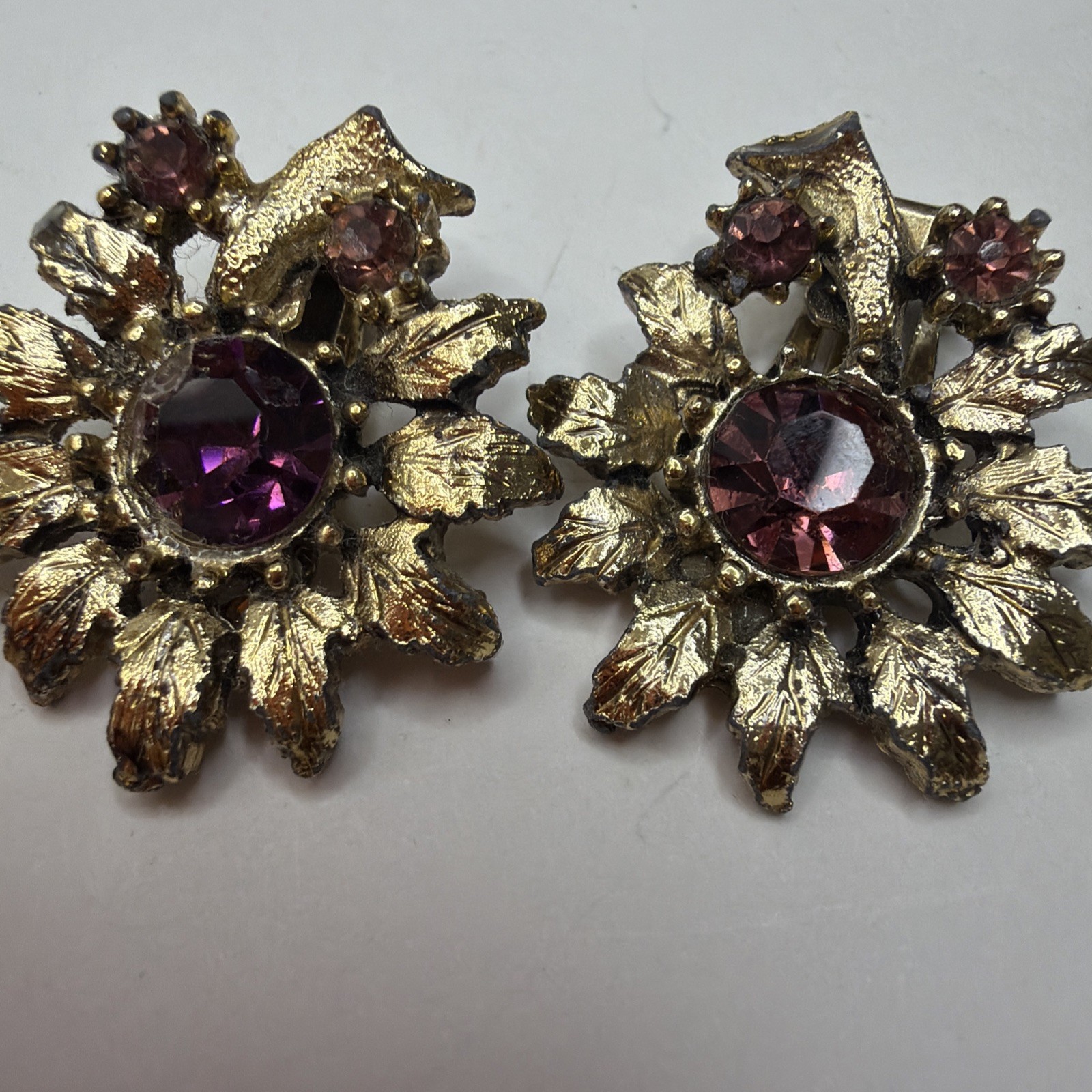 Vintage Floral Purple Rhinestone Brooch Pin And Clip On Earrings Set