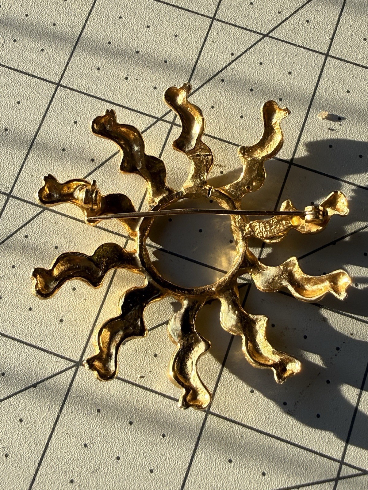 VTG Alva Museum Replica Celtic Celestial Sun Fashion Brooch, Gold-tone, Marked