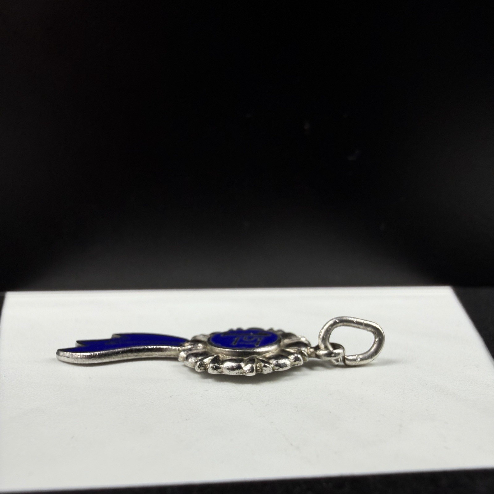 Vtg Wells Sterling Silver Enamel 1st Place Blue Ribbon Award 1.25″ Charm 2.1g