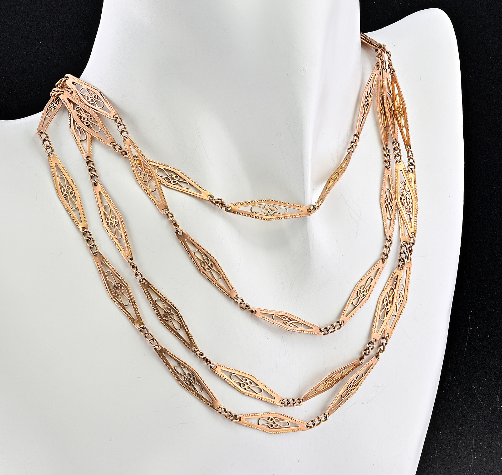Art Nouveau Filigree Lozenge 61.41inches 9 KT Rose Gold Long Chain