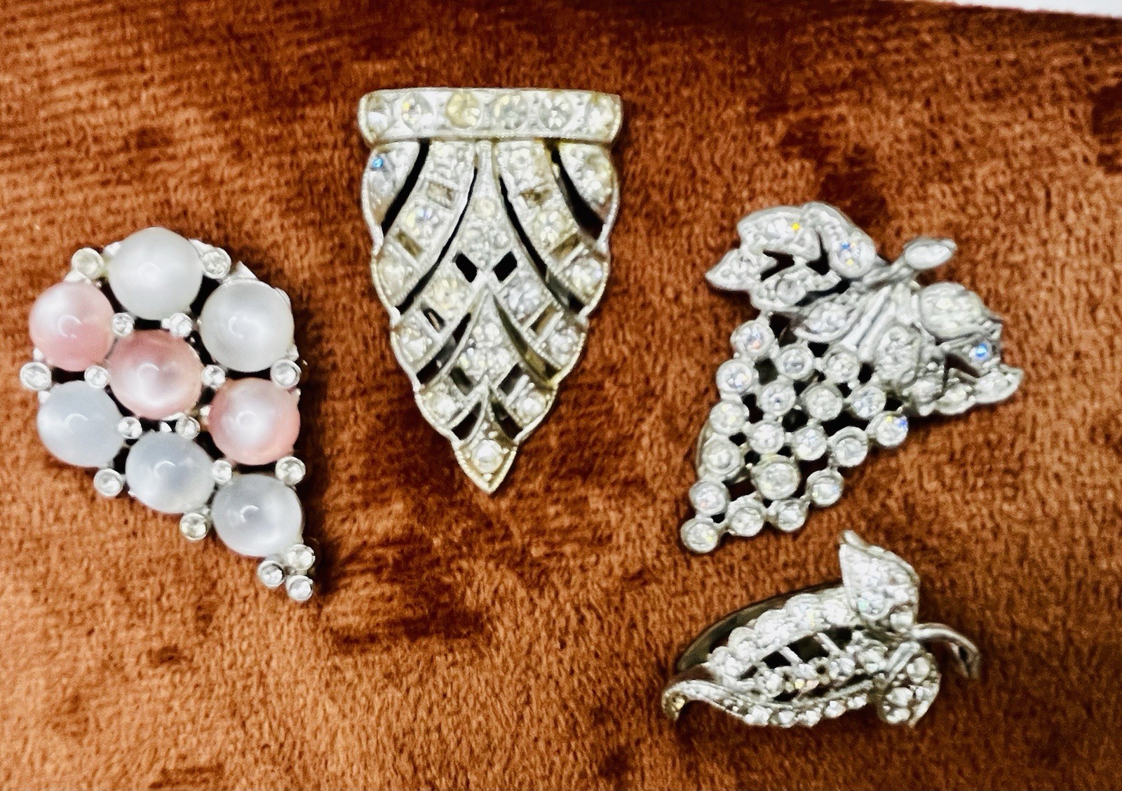 Vintage Coro, Pot Metal, Moon Glow Fur Dress Scarf Clip Lot Resell Wear 5 Pc Lot