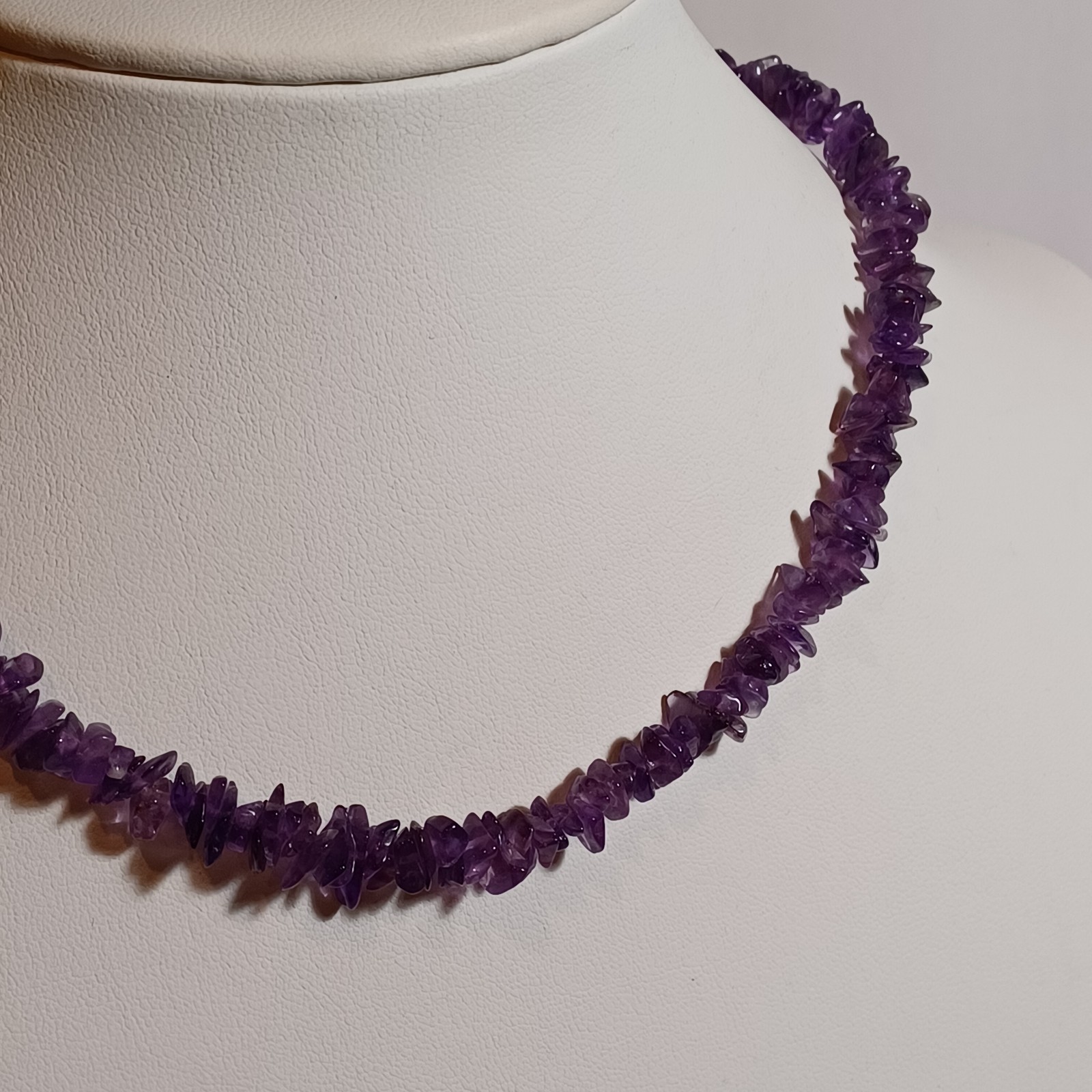 Amethyst Chip Bead Vintage Necklace 17.5 Inch