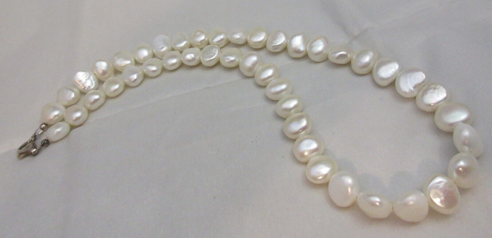 Vintage Natural Pearl Necklace 925 Marked Sterling Silver Lobster Claw Clasp 17″