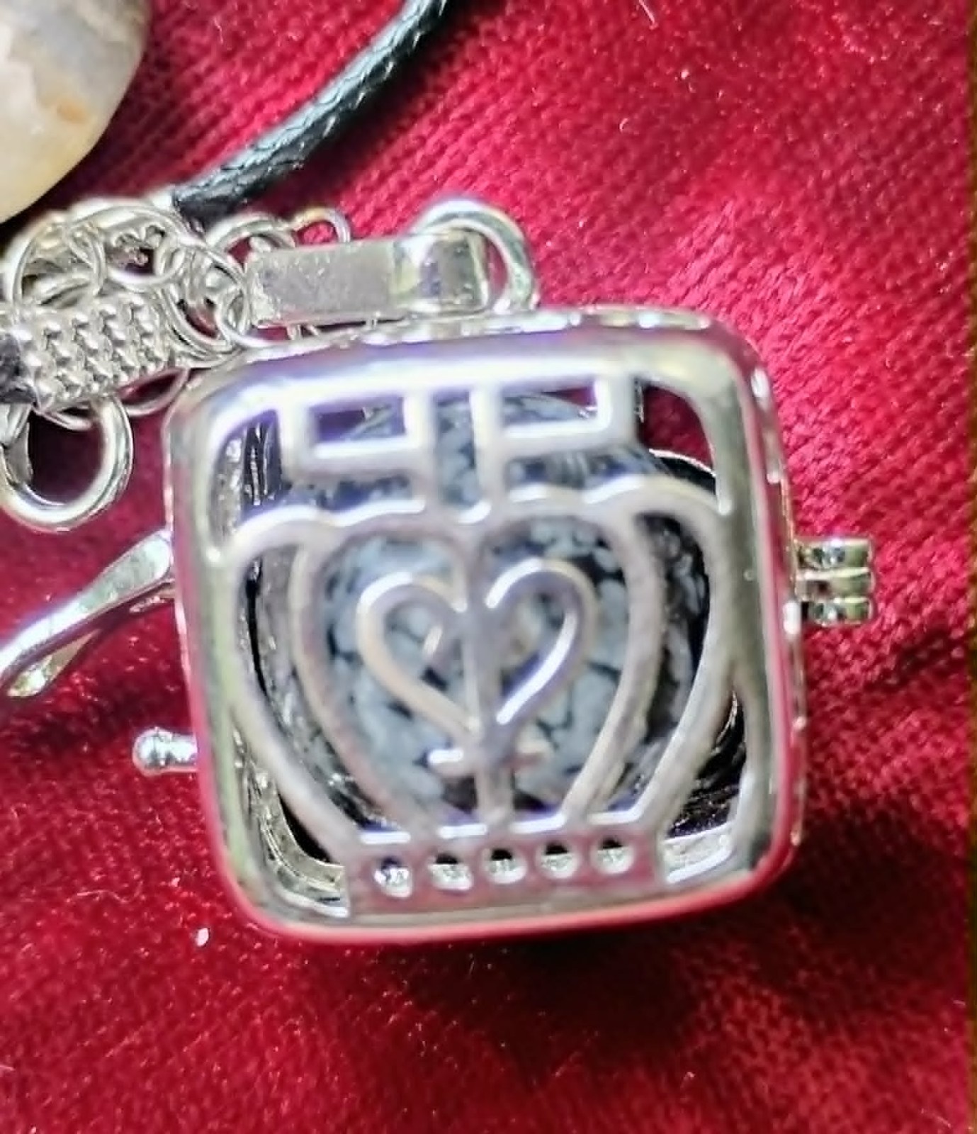 Vintage Aroma Therapy 3/4″ Box Locket Necklace with 3 stones 18″-20″ adjustable