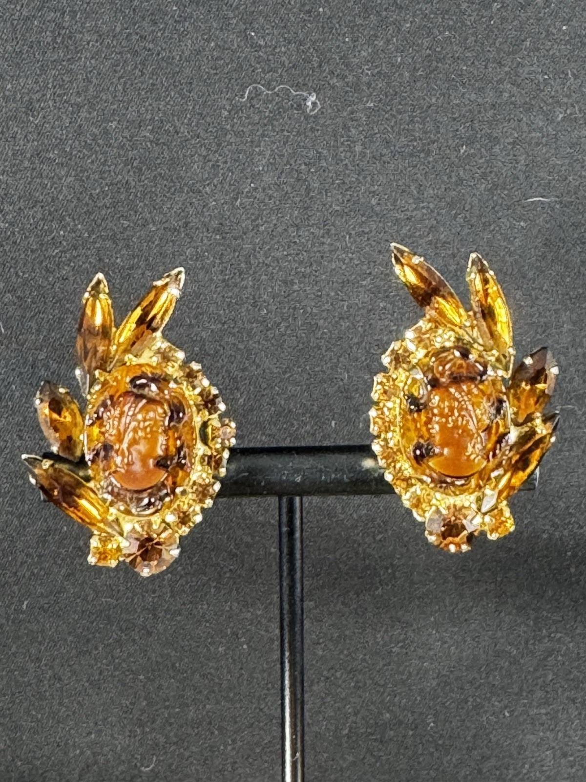 Vintage JULIANA CAMEO SET TORTOISE FAUX TOPAZ RHINESTONES BROWN WITH GOLD TONE