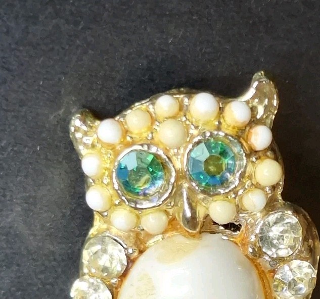 Owl Brooches Green and Red Eyes Rhinestone Gold and Silver Tone Pins Vintage