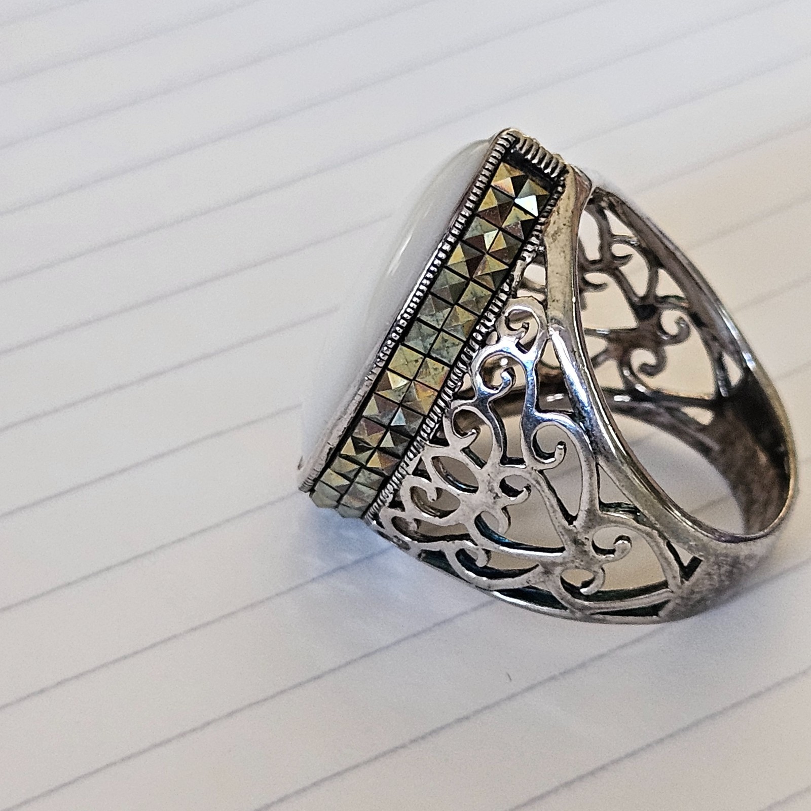 Vintage Sterling Silver Mother Of Pearl Large Statement Ring Size 8.5 Teardrop