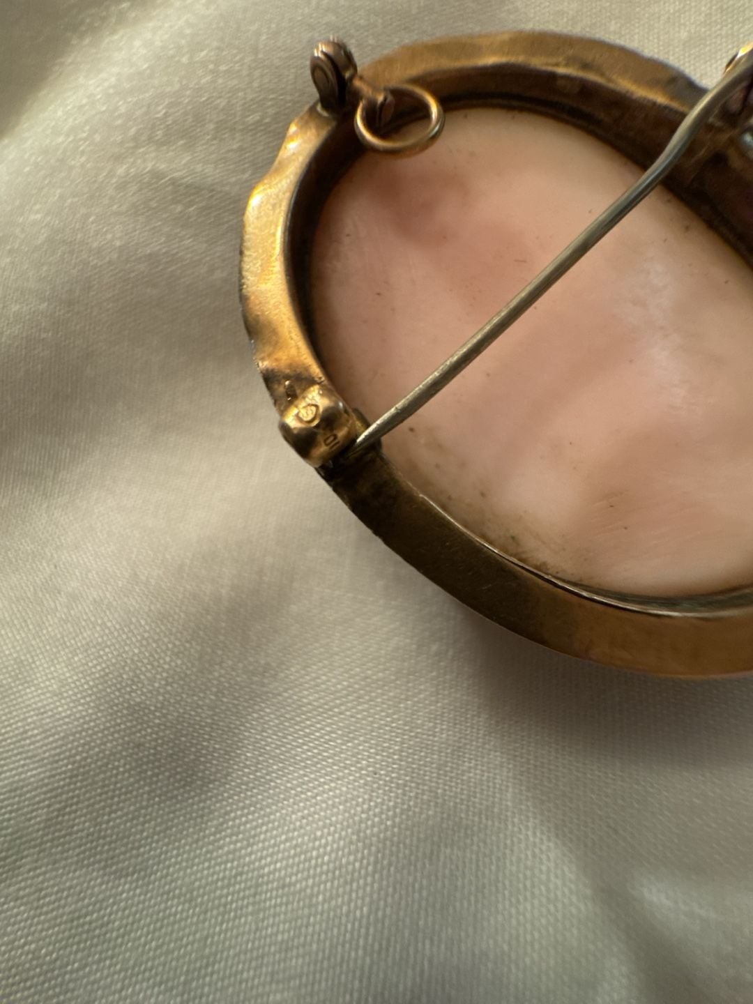Antique 10k Gold Shell Cameo Convertible Brooch Pendant