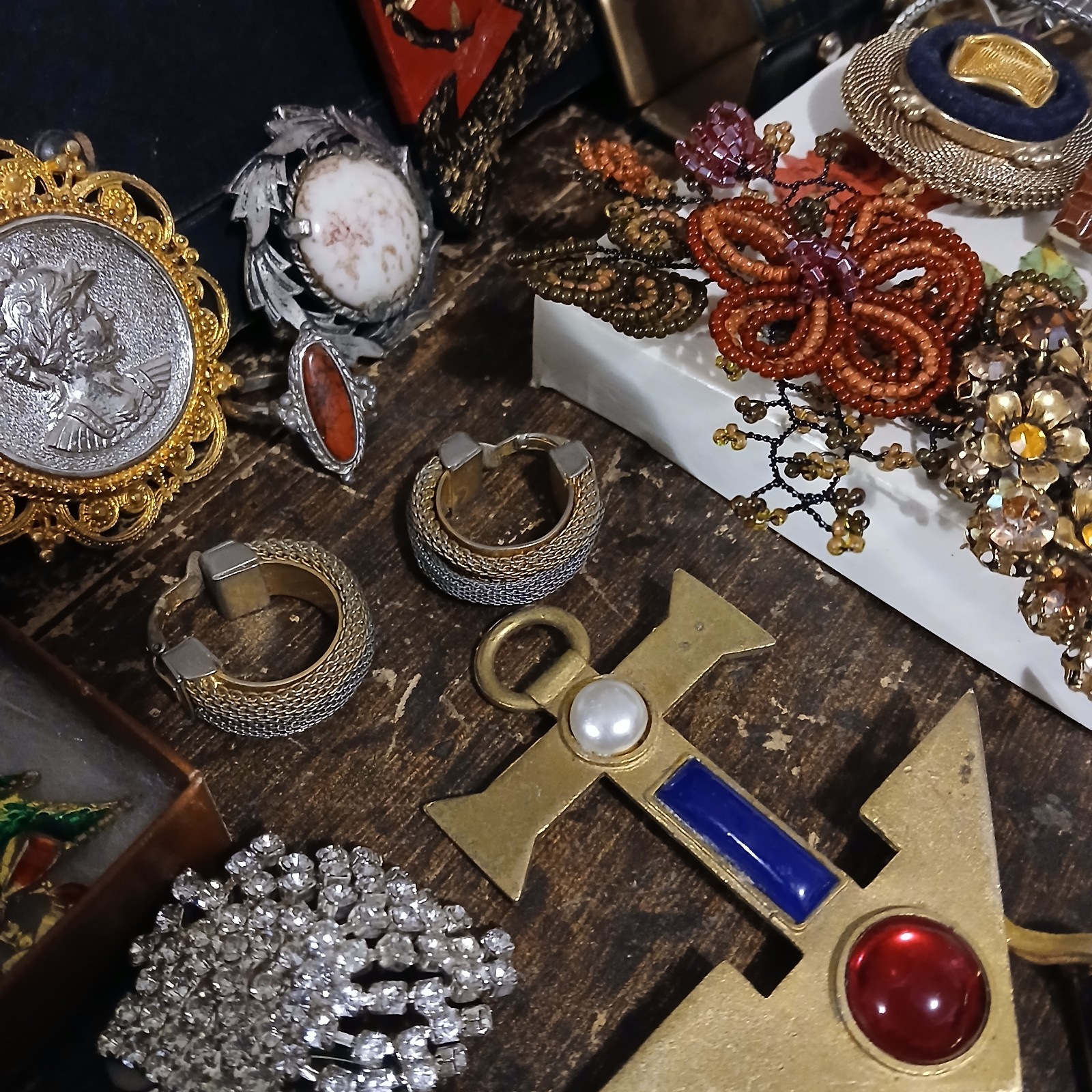 Vintage Costume Jewelry Lot 60s 70s 80s Over 85 Pieces