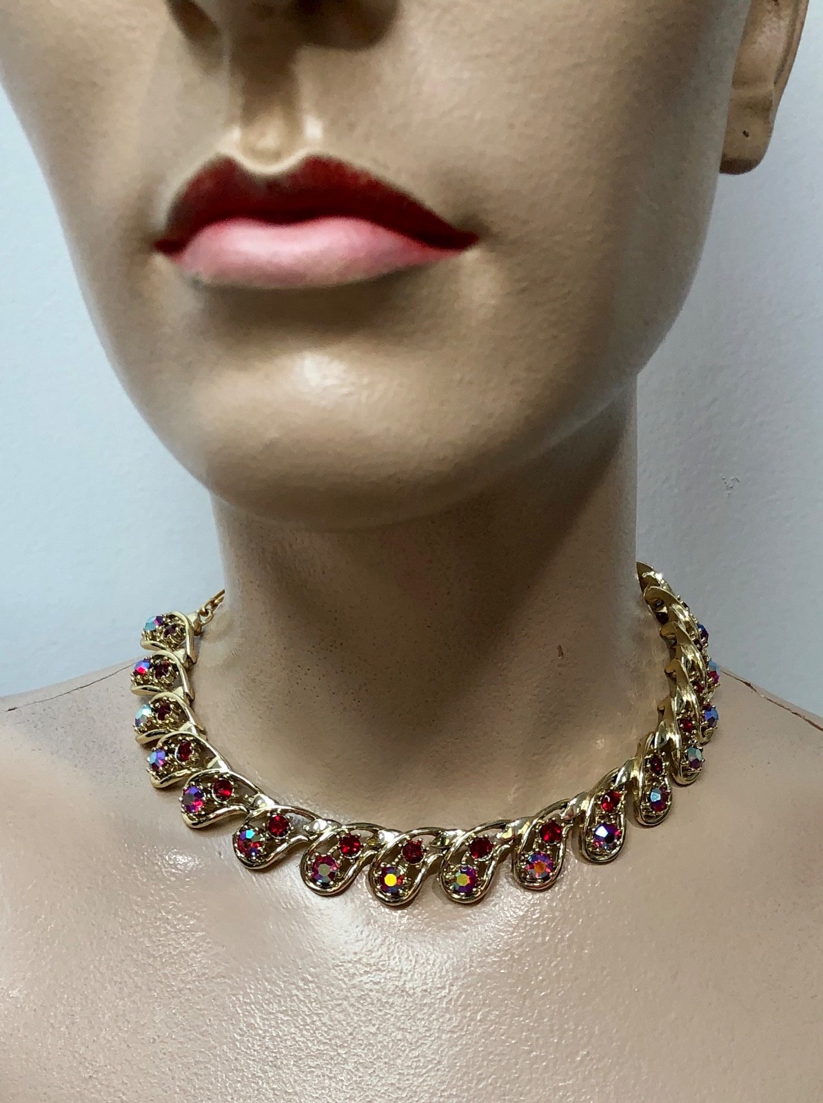 VTG 1950s RED WATERMELON AB Lisner or Coro FULL PARURE * Excnt BUY-NOW