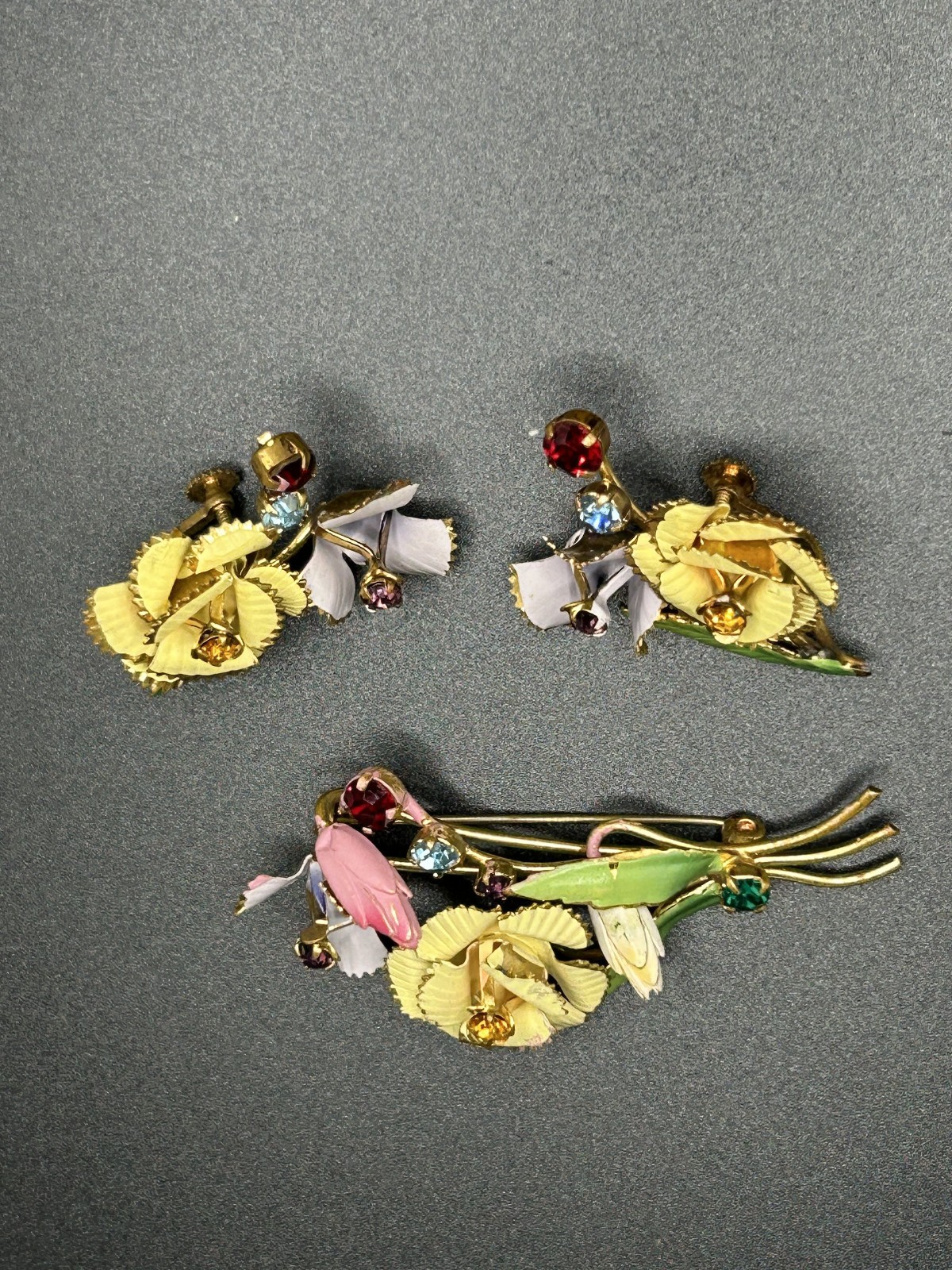 Vtg set of Austrian enamel floral pin & earrings