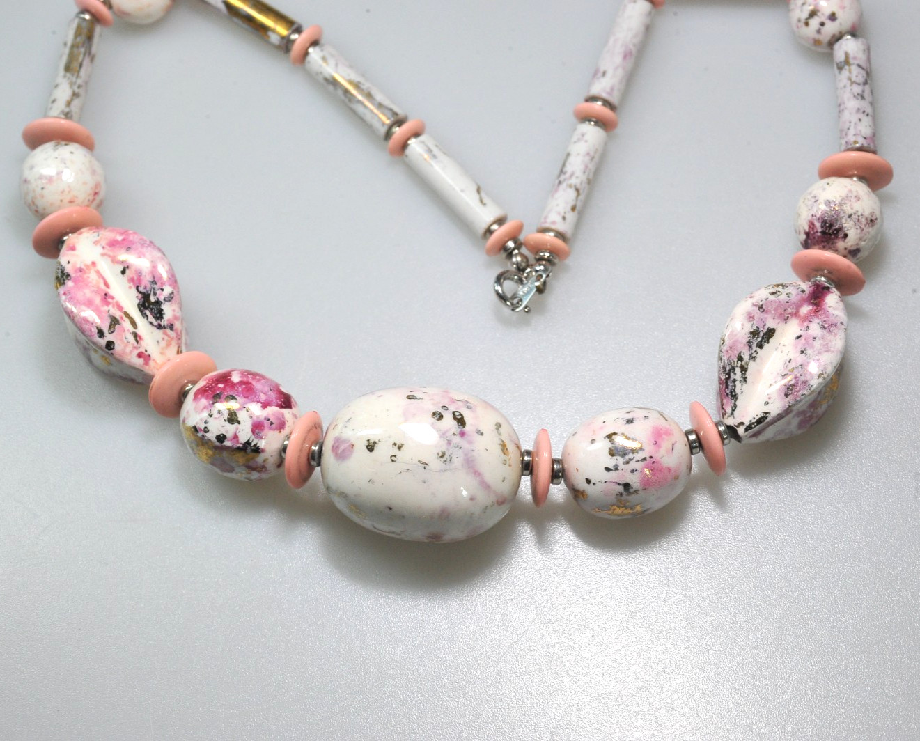 Necklace signed romantic cottage core ceramic hand painted pink ivory gold 18″