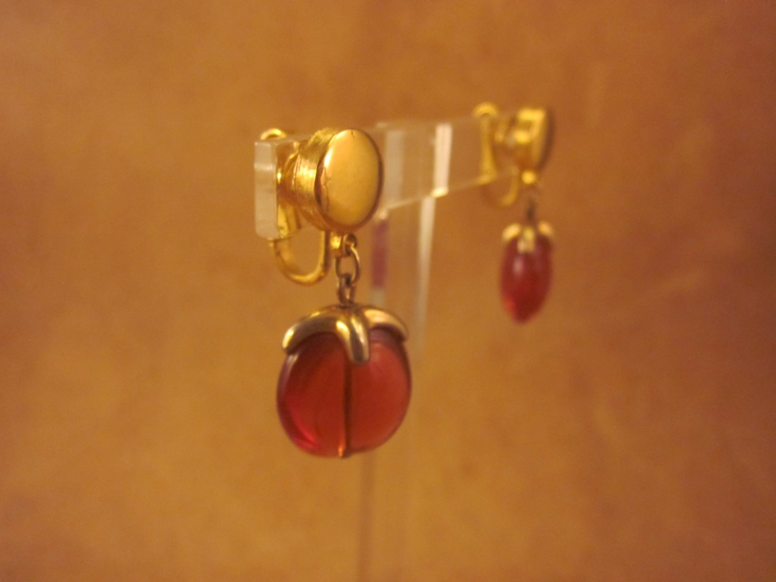 Crown Trifari Honey Amber Lucite “Waterfall Series” Gold Tone Clip-On Earrings