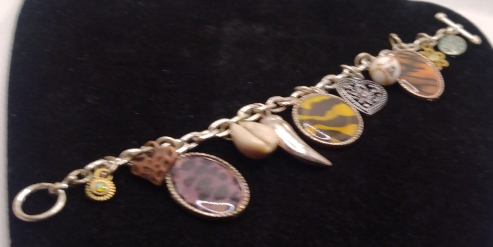 Vtg Charm Chain Link Bracelet Animal Print AAi, Accessories Associates 7.25 In
