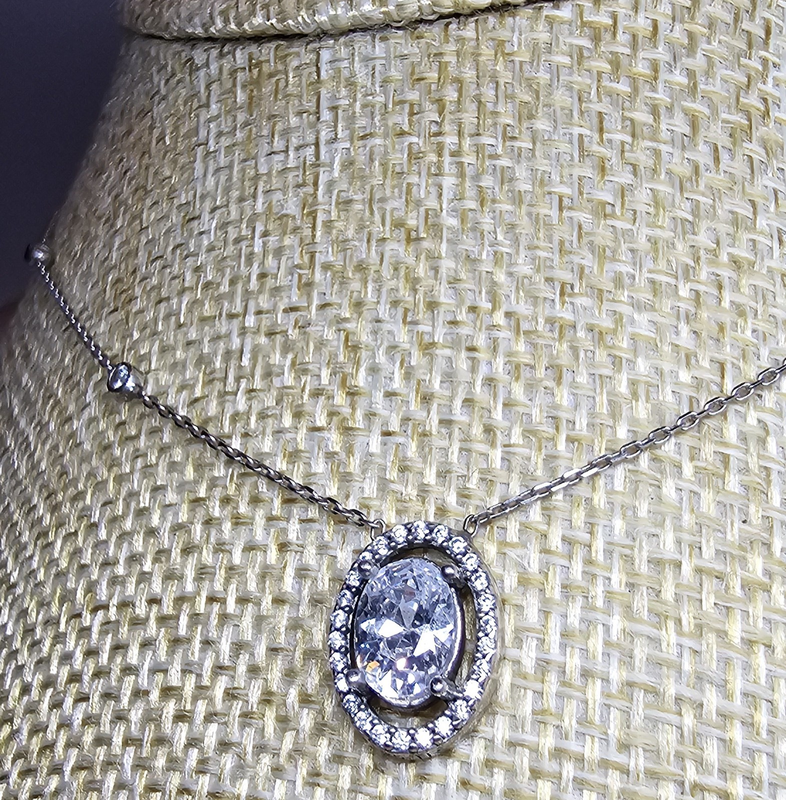925 Sterling Silver Turkey Oval Halo CZ Necklace Station Chain Dainty Pendant