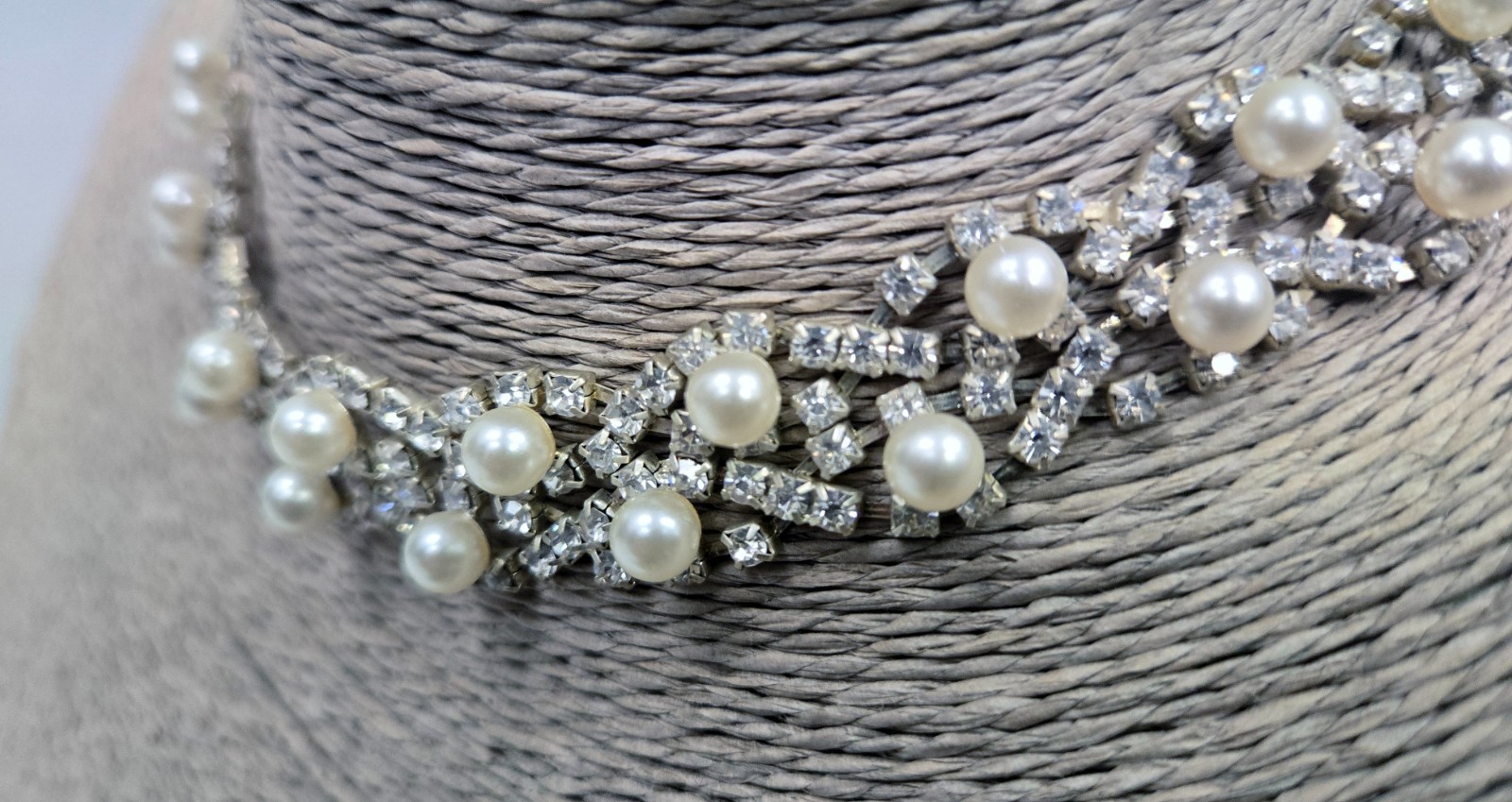 Vintage Faux Pearl & Rhinestone Choker Necklace Adjustable Hook Clasp