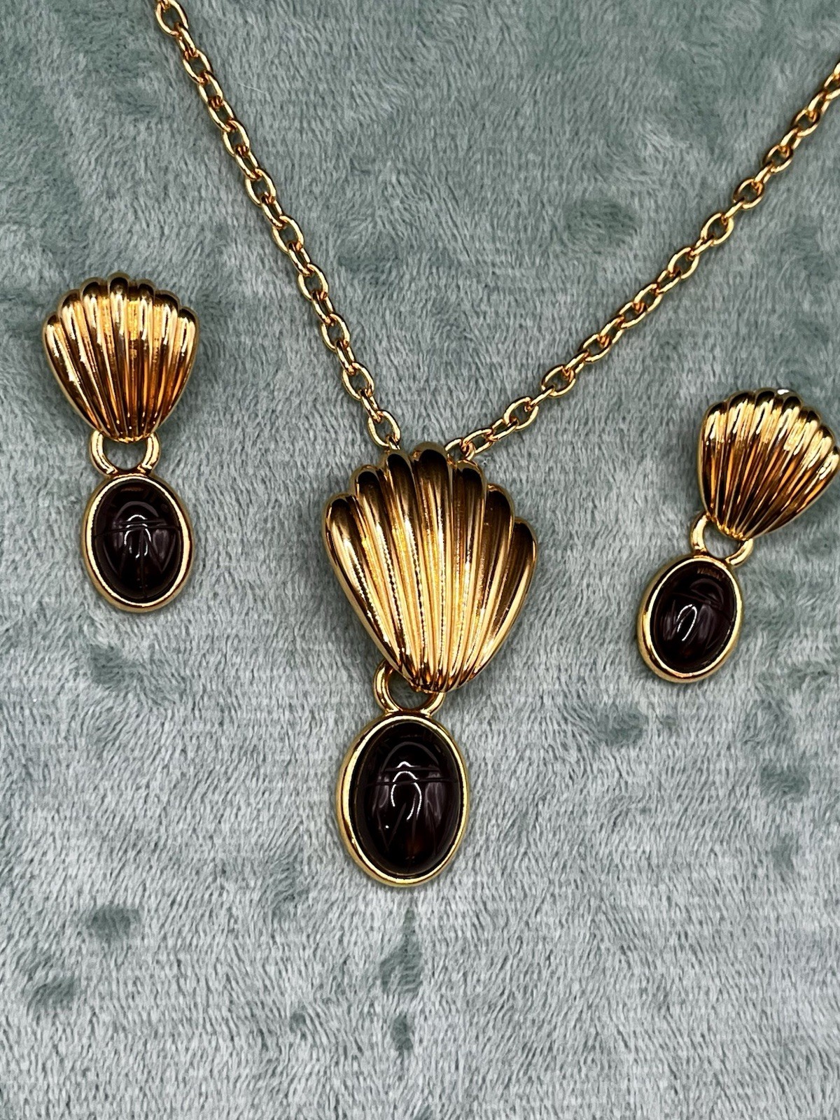 Egyptian style Carved scarab & Gold Tone Shell Interchangeable Necklace Set 12pc