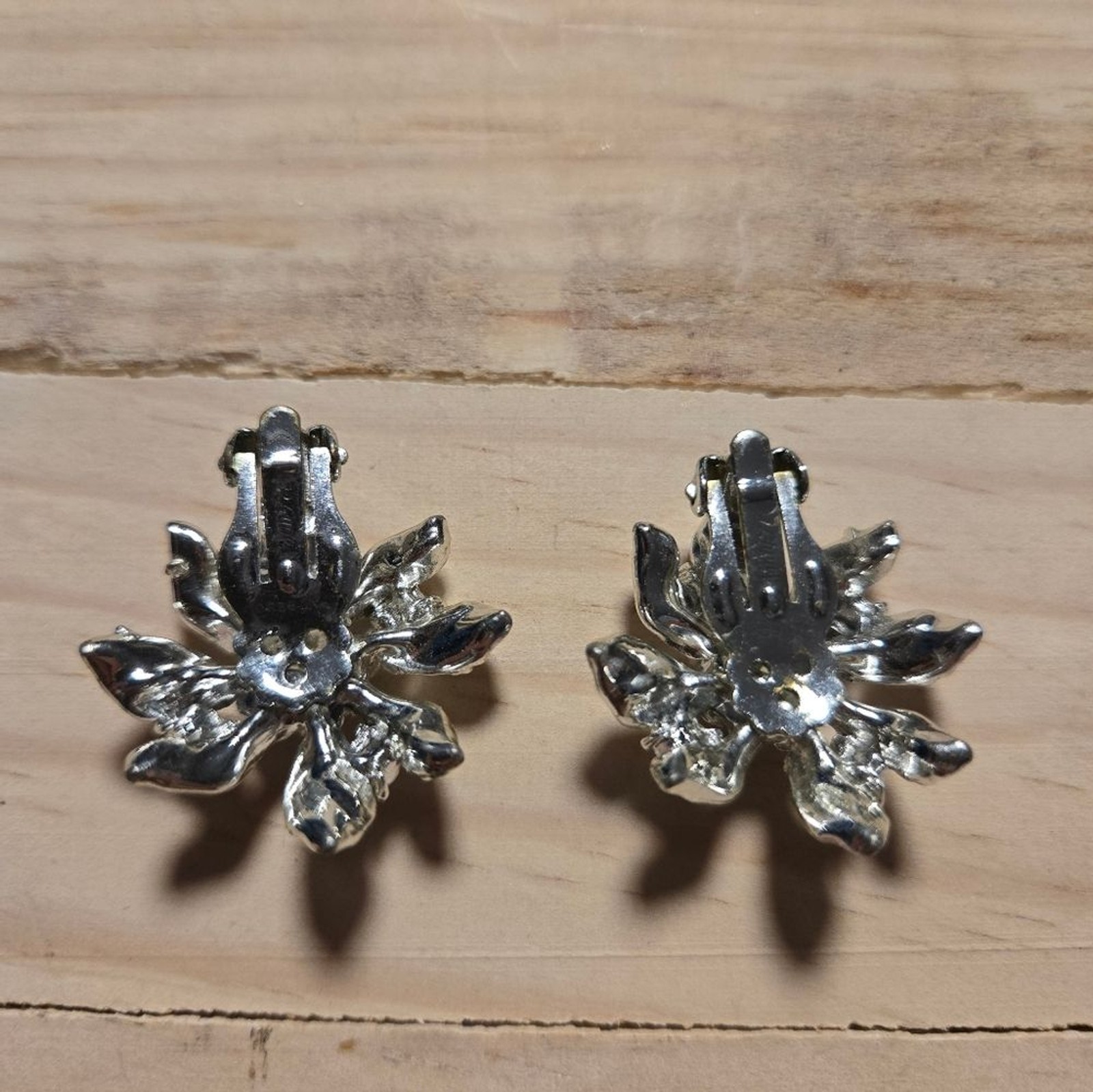 Judy Lee Moonglow Lucite Aurora Borealis Rhinestone Flower Vintage 1950 Earrings