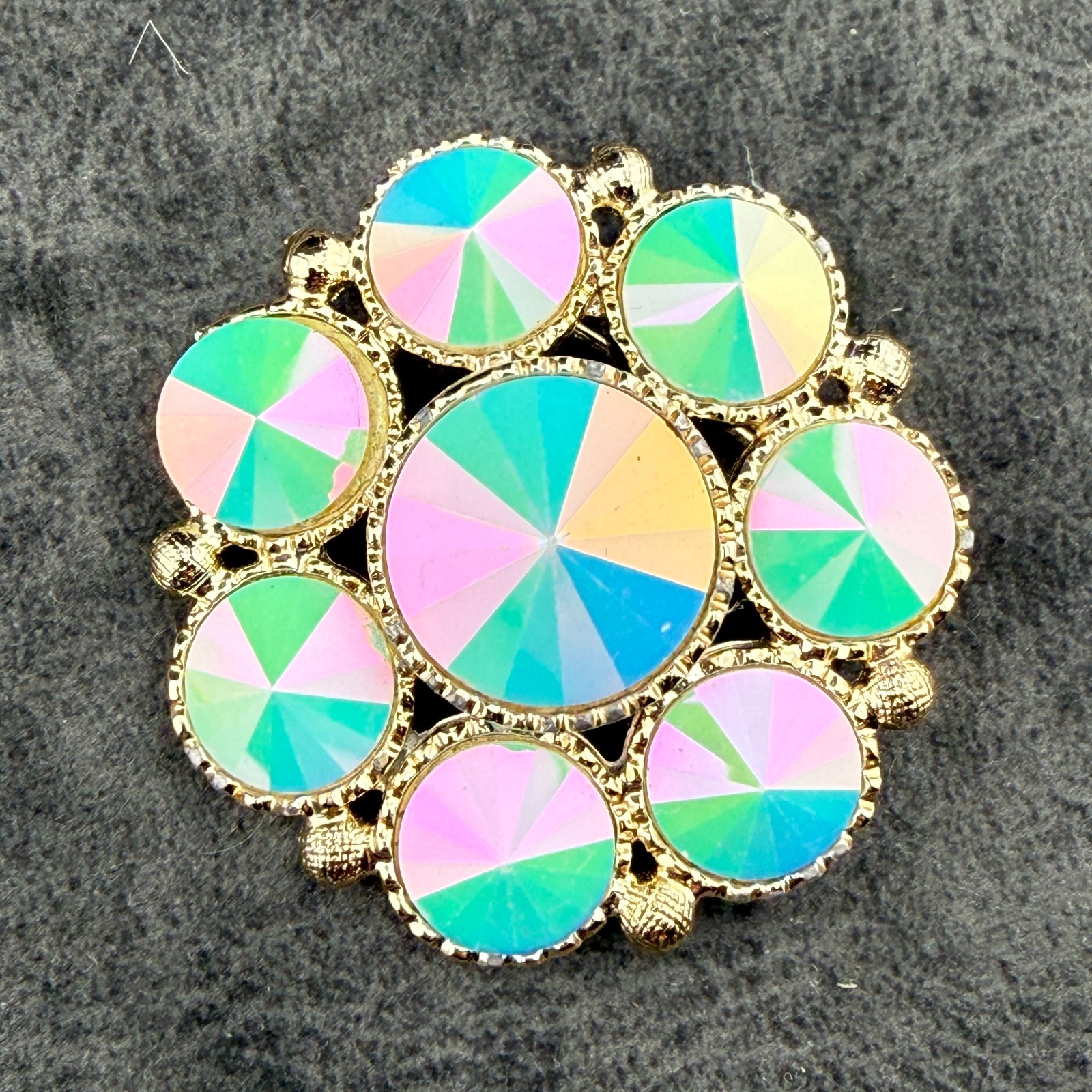 Vintage Brooch Rivoli Rhinestones AB Gold-tone Cluster Round Rainbow Green 1.75″