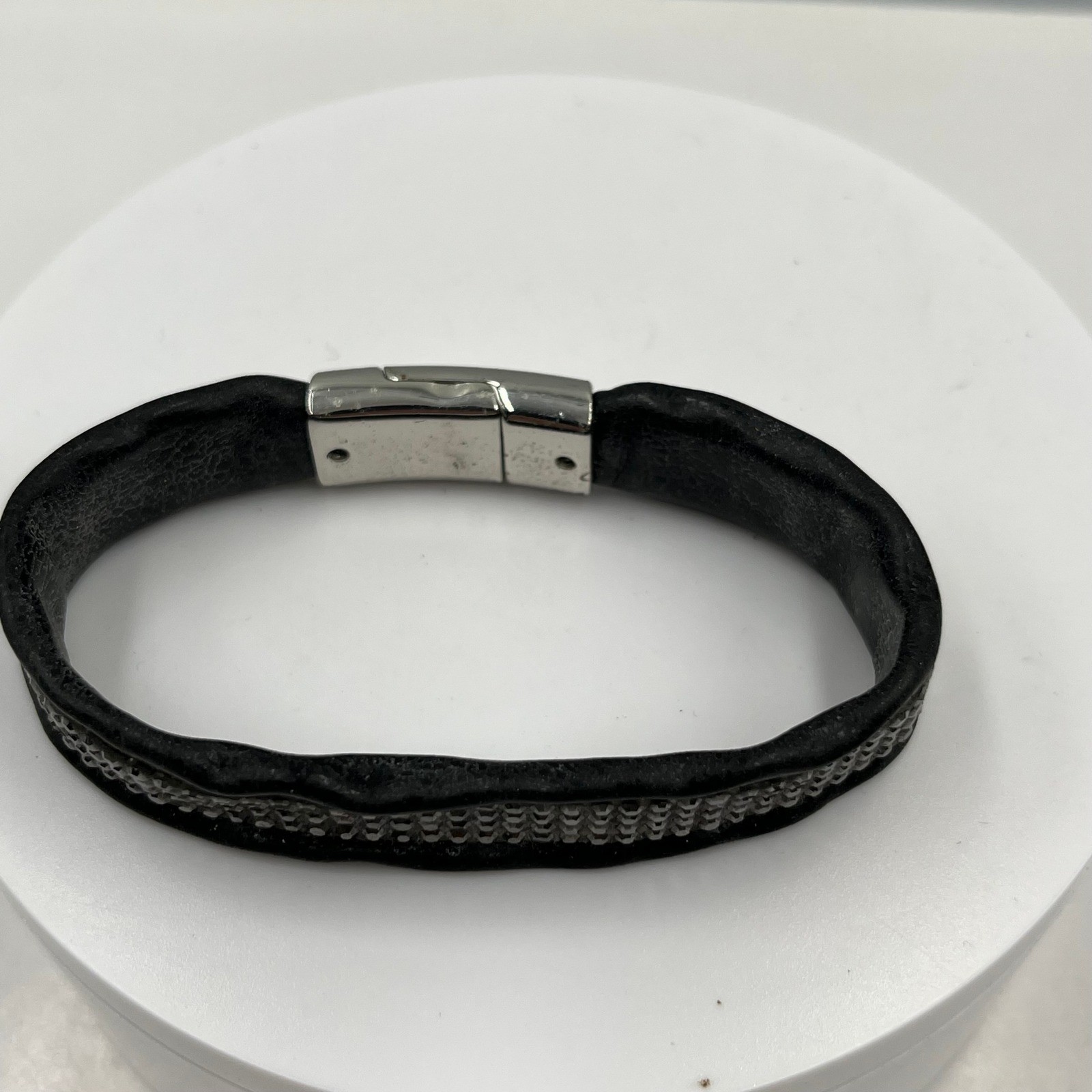 Vintage Black Leather Rhinestone Bracelet Magnetic Clasp Sparkle Cuff Cassic