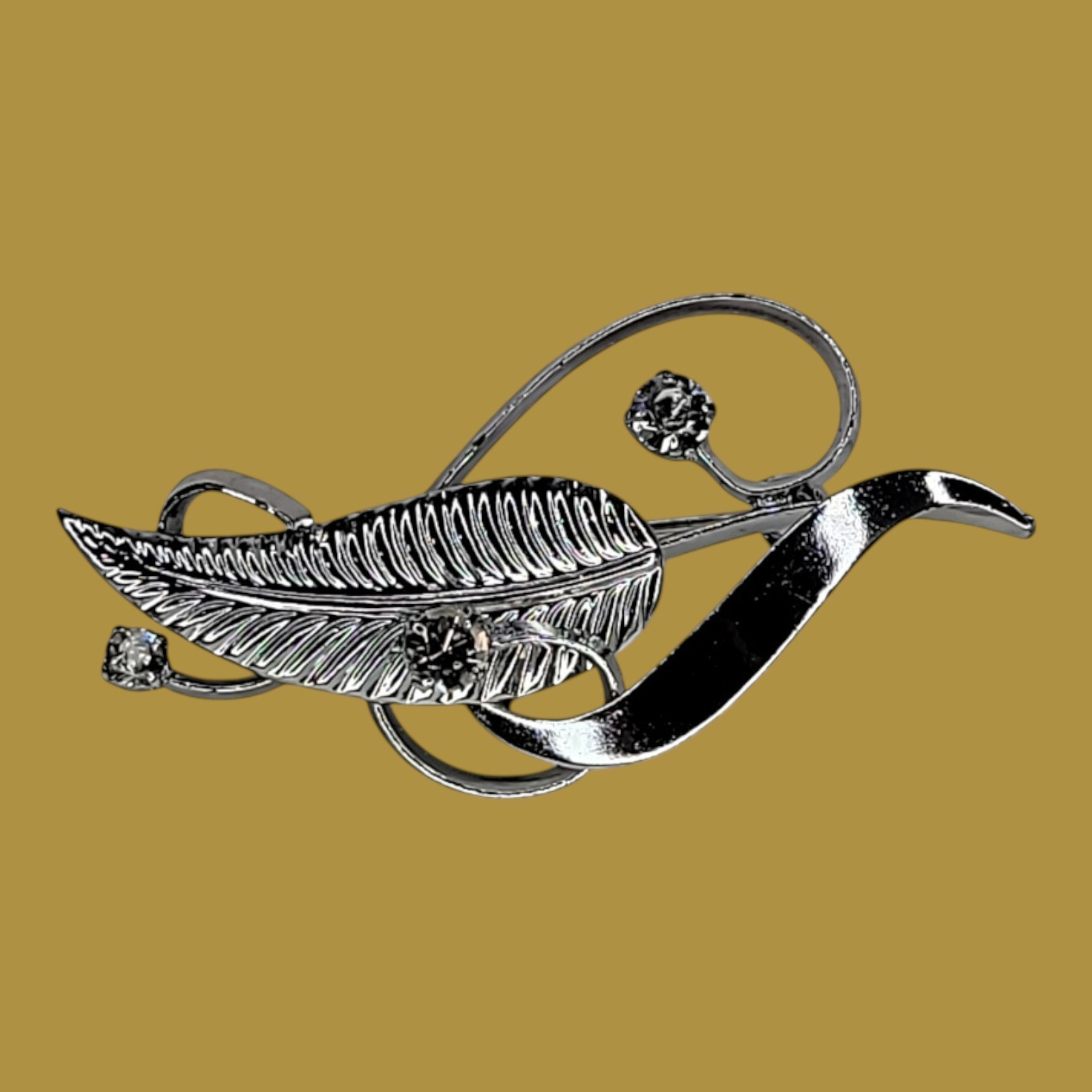 Brooch Pin Silver Tone Leaf Vintage Rhinestone Feather Swirl Textured Metal 3″
