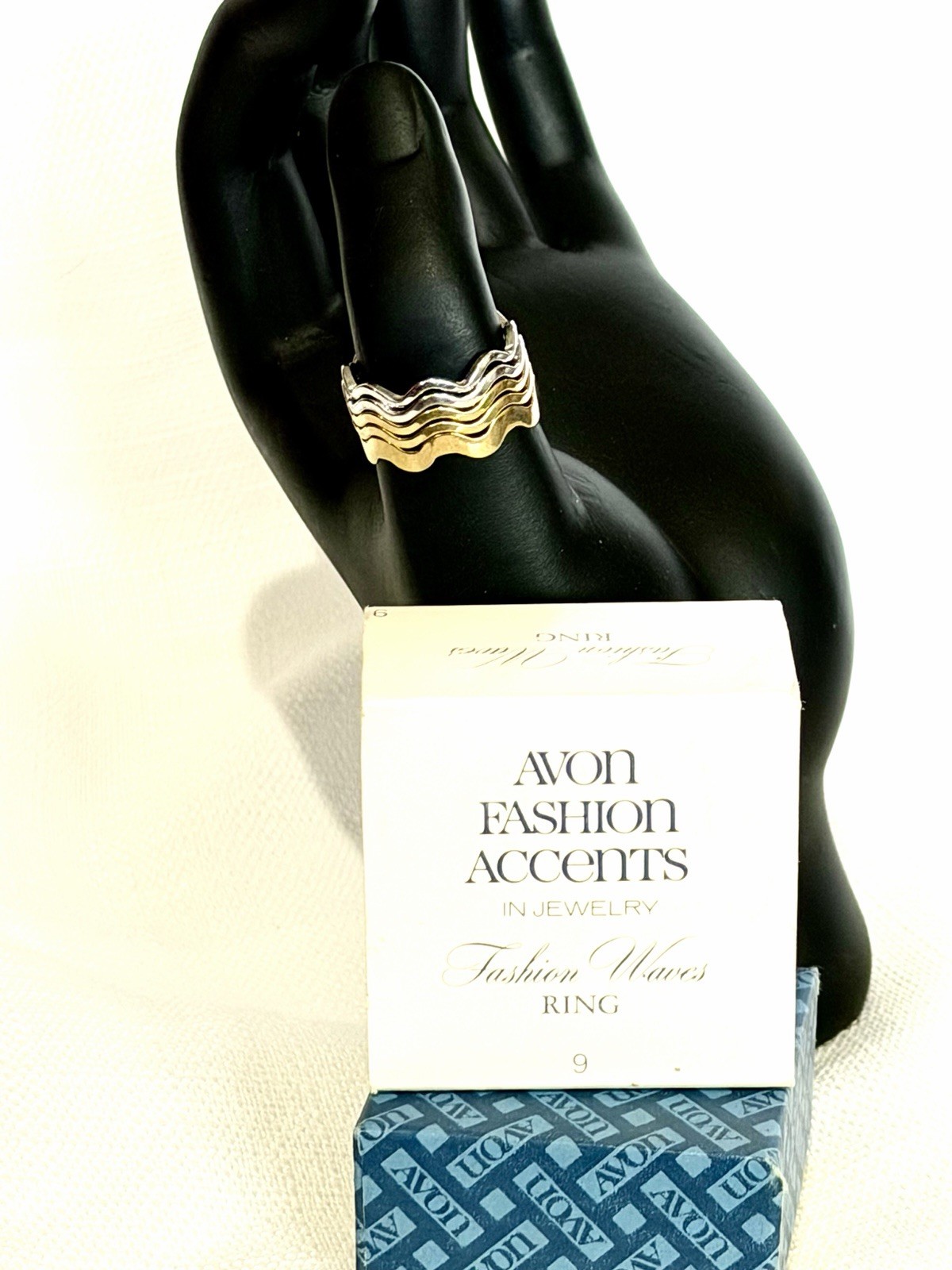 1978 Avon FASHION WAVES RING Stackable Gold & Silver-Tone Set of 5 Size 9 VTG