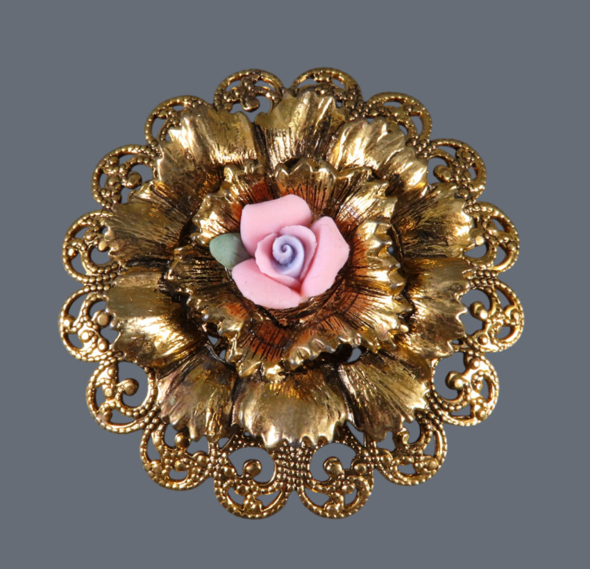 Vintage TACOA GOLD TONE BROOCH PIN Filigree Flower PINK PORCELAIN ROSE CENTER