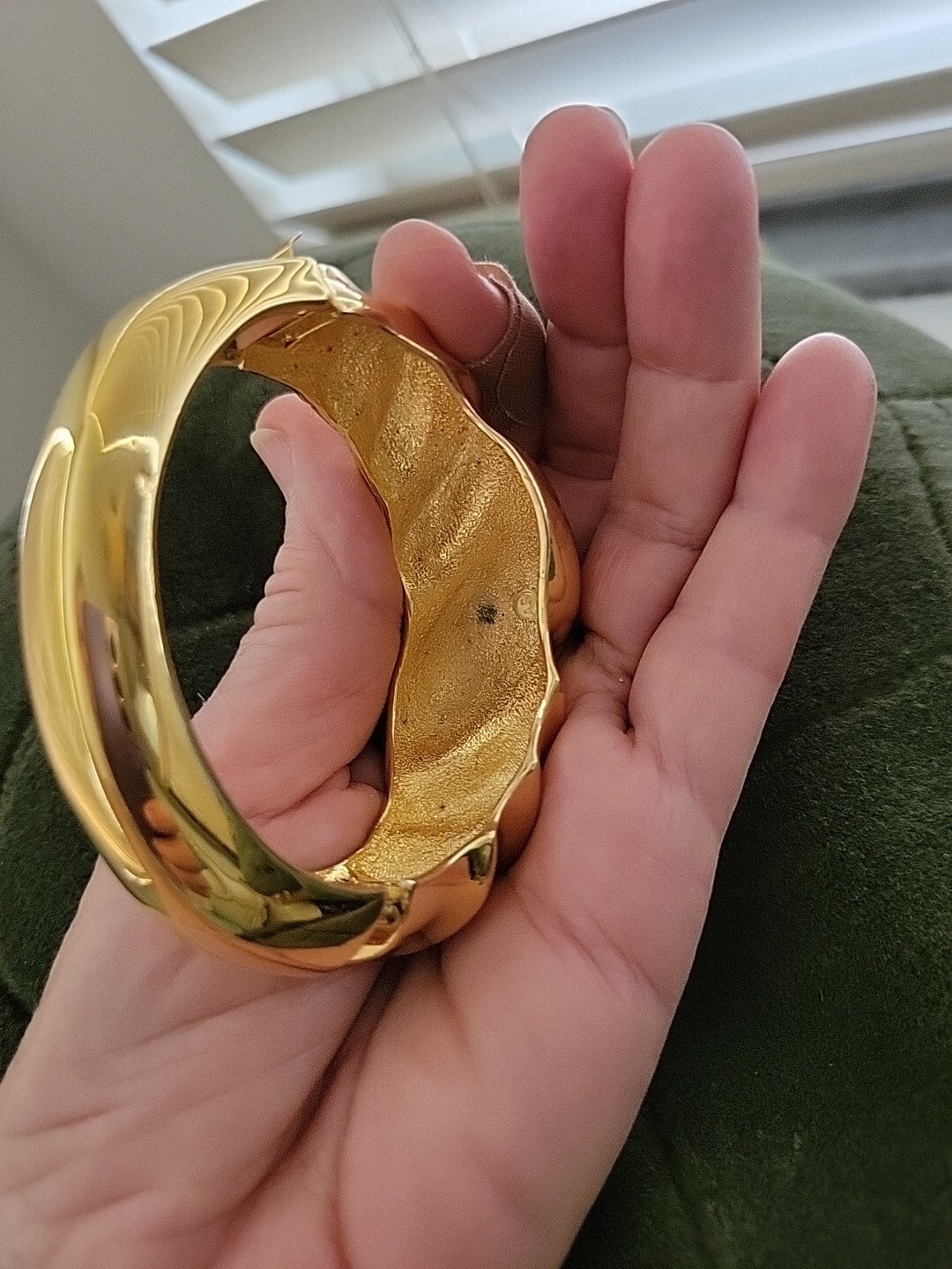 Vintage AS Hallmark Gold Plate Mixed Alloys Hinged High Polished Modern Bangle