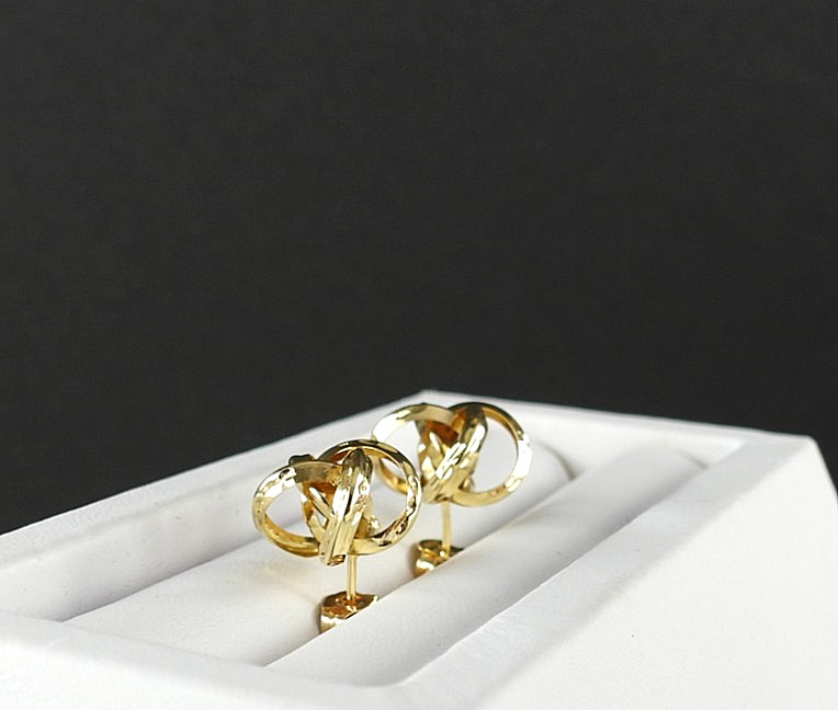 Vintage 14K Yellow Gold Intertwined Ribbon Knot Stud Earrings Openwork Swirl