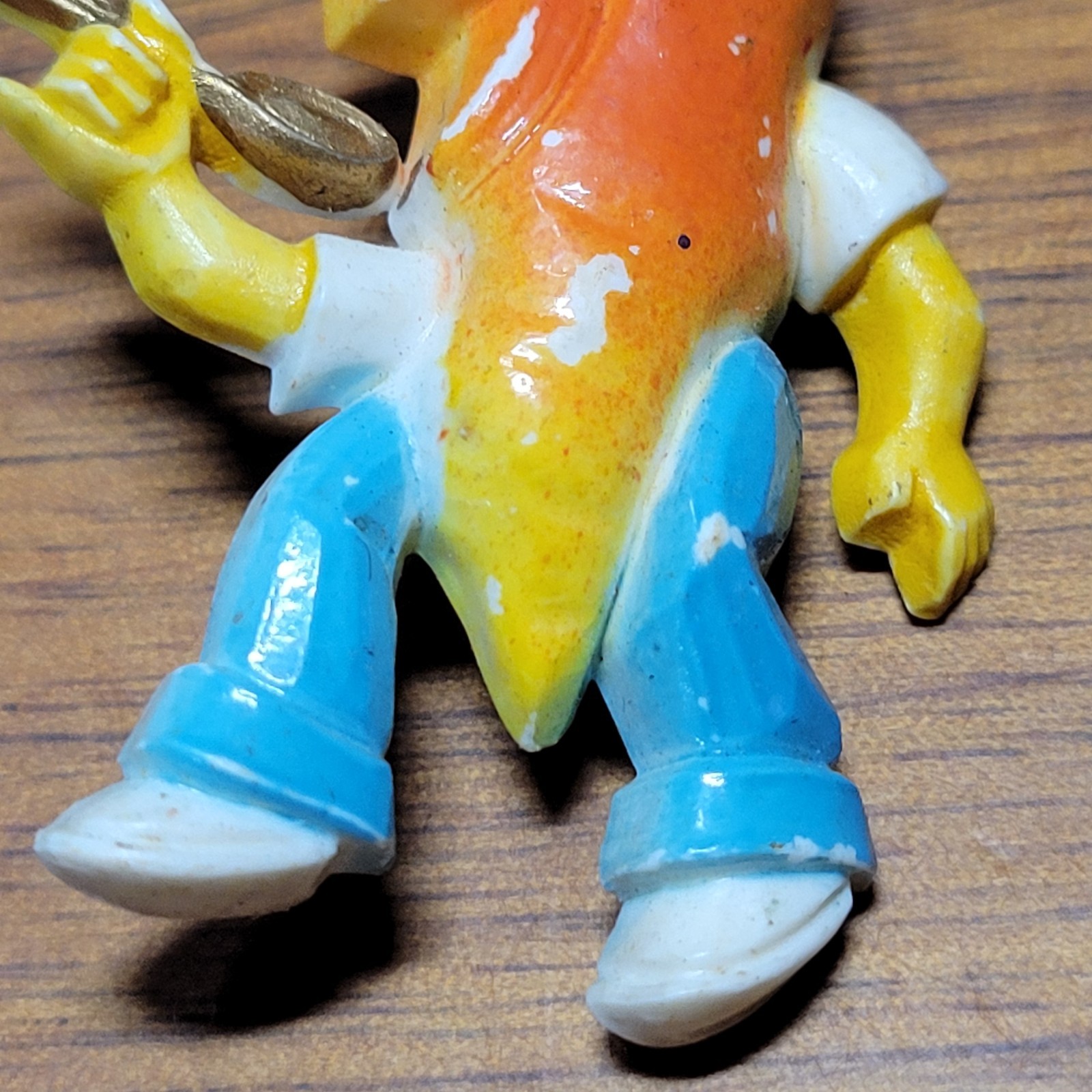 Vintage Anthropomorphic Carrot Celluloid Novelty Pin Plastic Funny Brooch 30’s